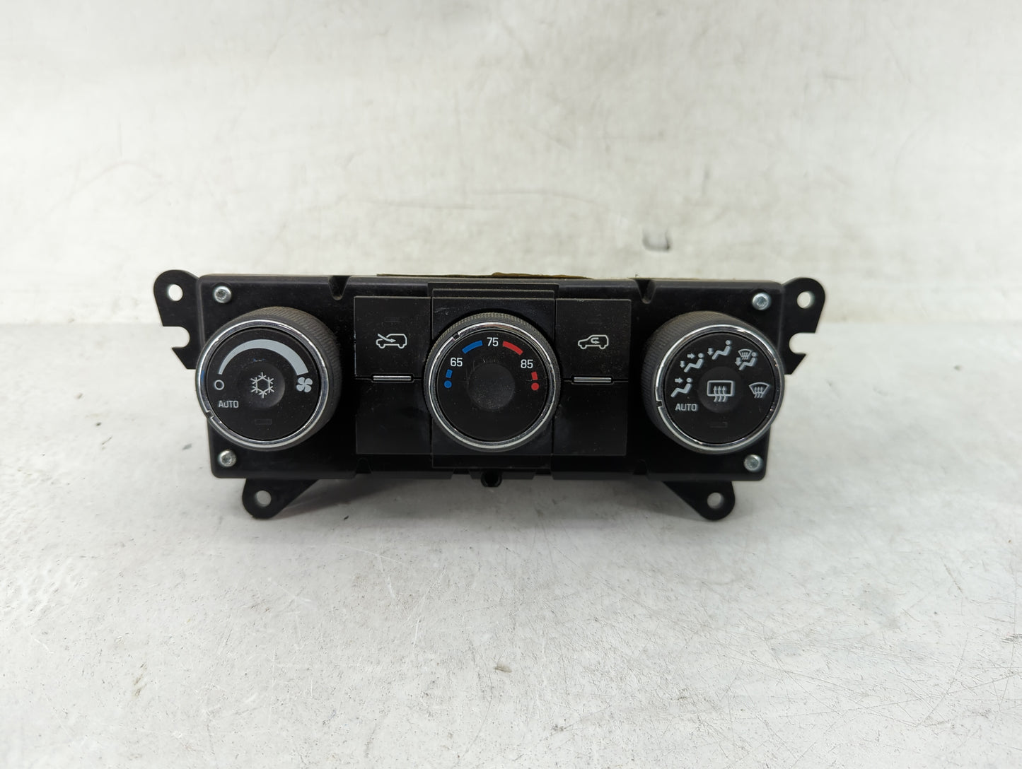 2007-2009 Suzuki Xl-7 Climate Control Module Temperature AC/Heater Replacement P/N:25843759 Fits Fits 2007 2008 2009 OEM Use