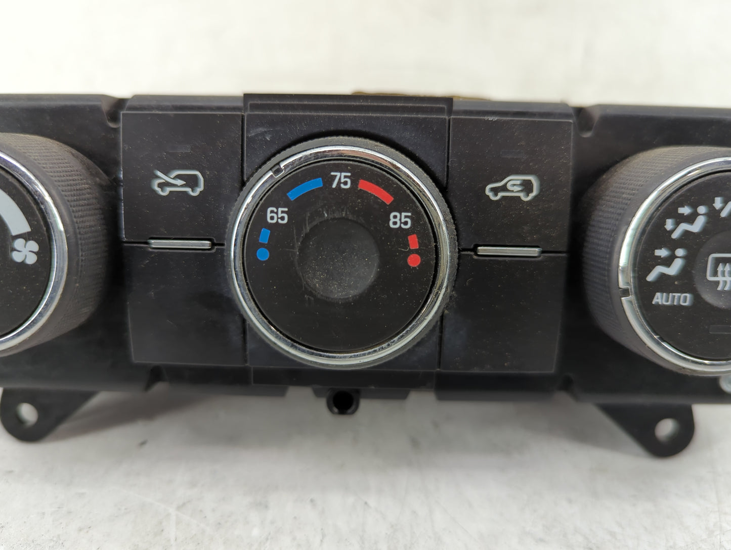 2007-2009 Suzuki Xl-7 Climate Control Module Temperature AC/Heater Replacement P/N:25843759 Fits Fits 2007 2008 2009 OEM Use