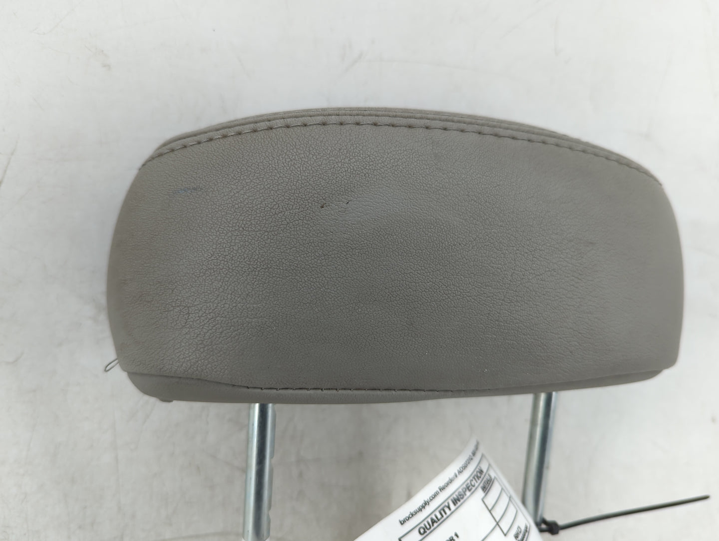 2007 Suzuki Xl-7 Headrest Head Rest Front Driver Passenger Seat Fits OEM Used Auto Parts - Oemusedautoparts1.com