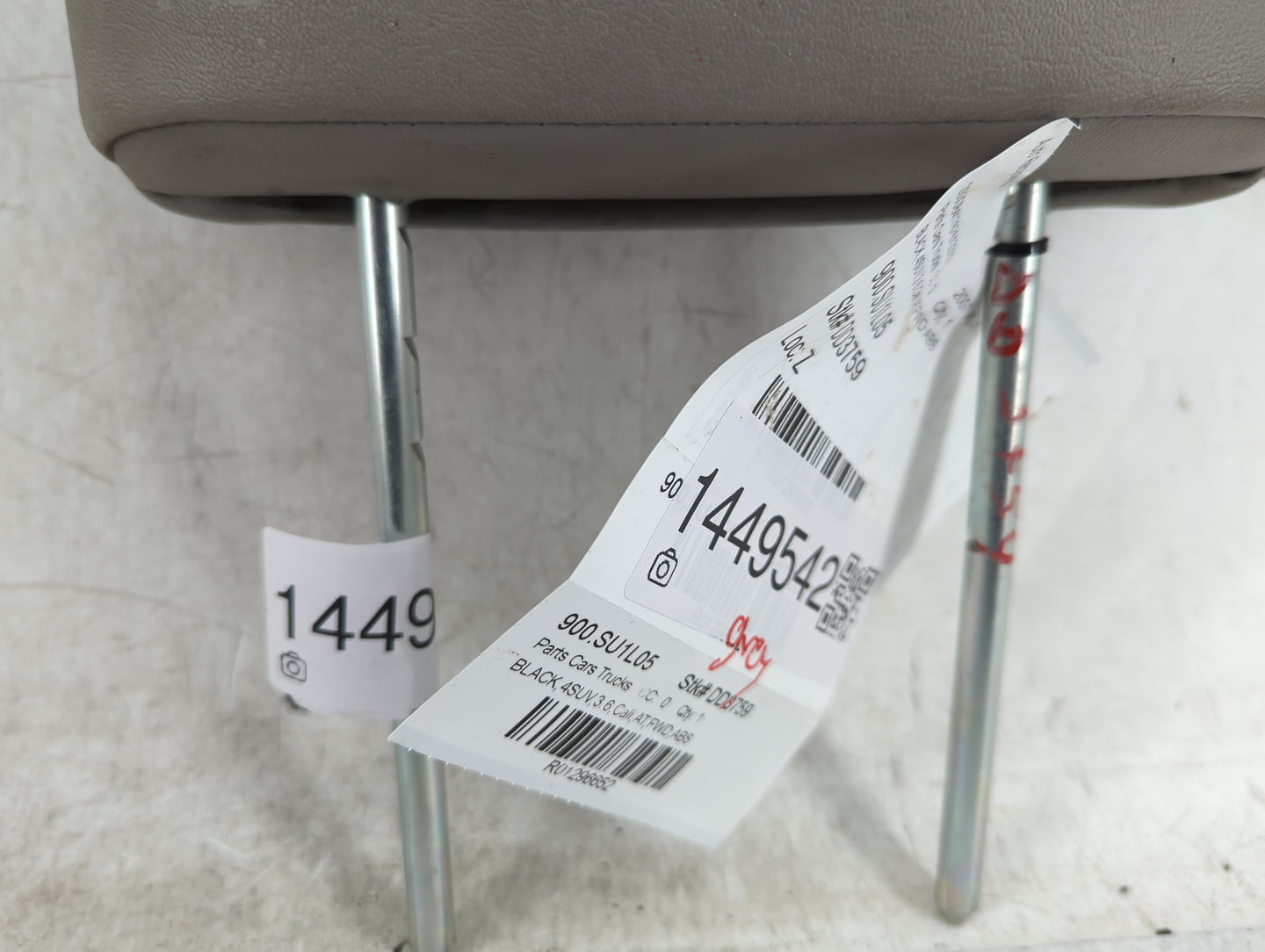Suzuki Xl-7 Headrest Head Rest Front Driver Seat Grey - Oemusedautoparts1.com