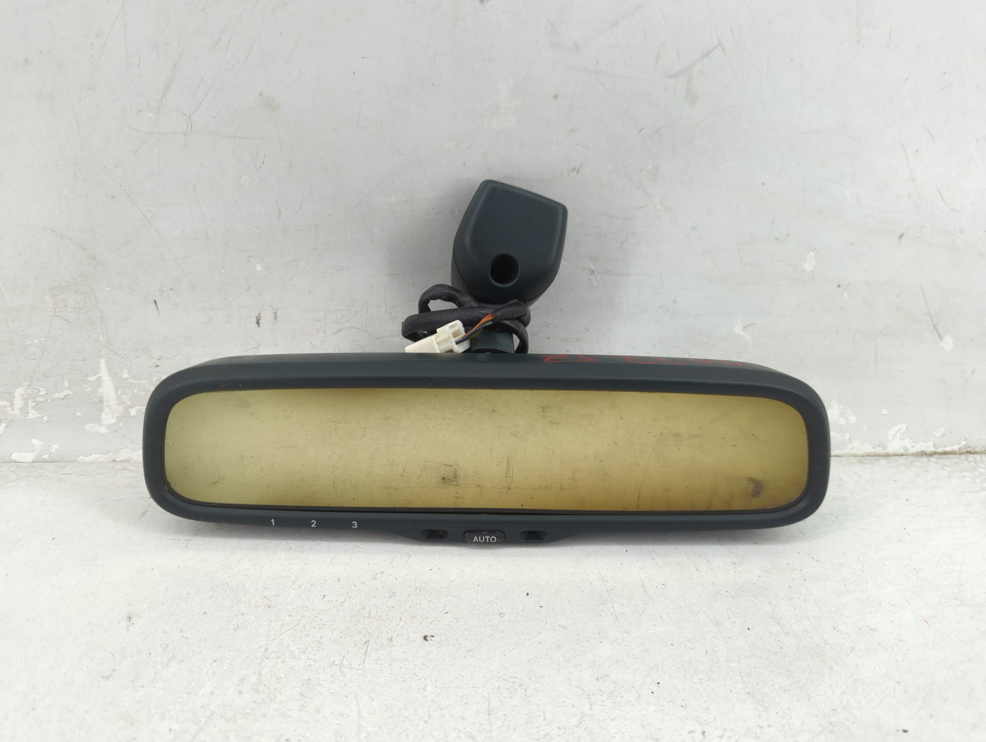 2007 Suzuki Xl-7 Interior Rear View Mirror Replacement OEM P/N:E13021003 E13011005 Fits OEM Used Auto Parts - Oemusedautopar