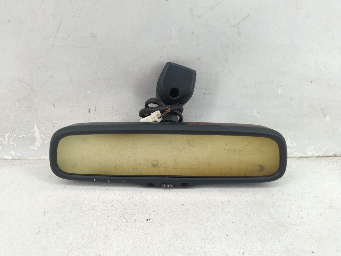2007 Suzuki Xl-7 Interior Rear View Mirror Replacement OEM P/N:E13021003 E13011005 Fits OEM Used Auto Parts - Oemusedautopar