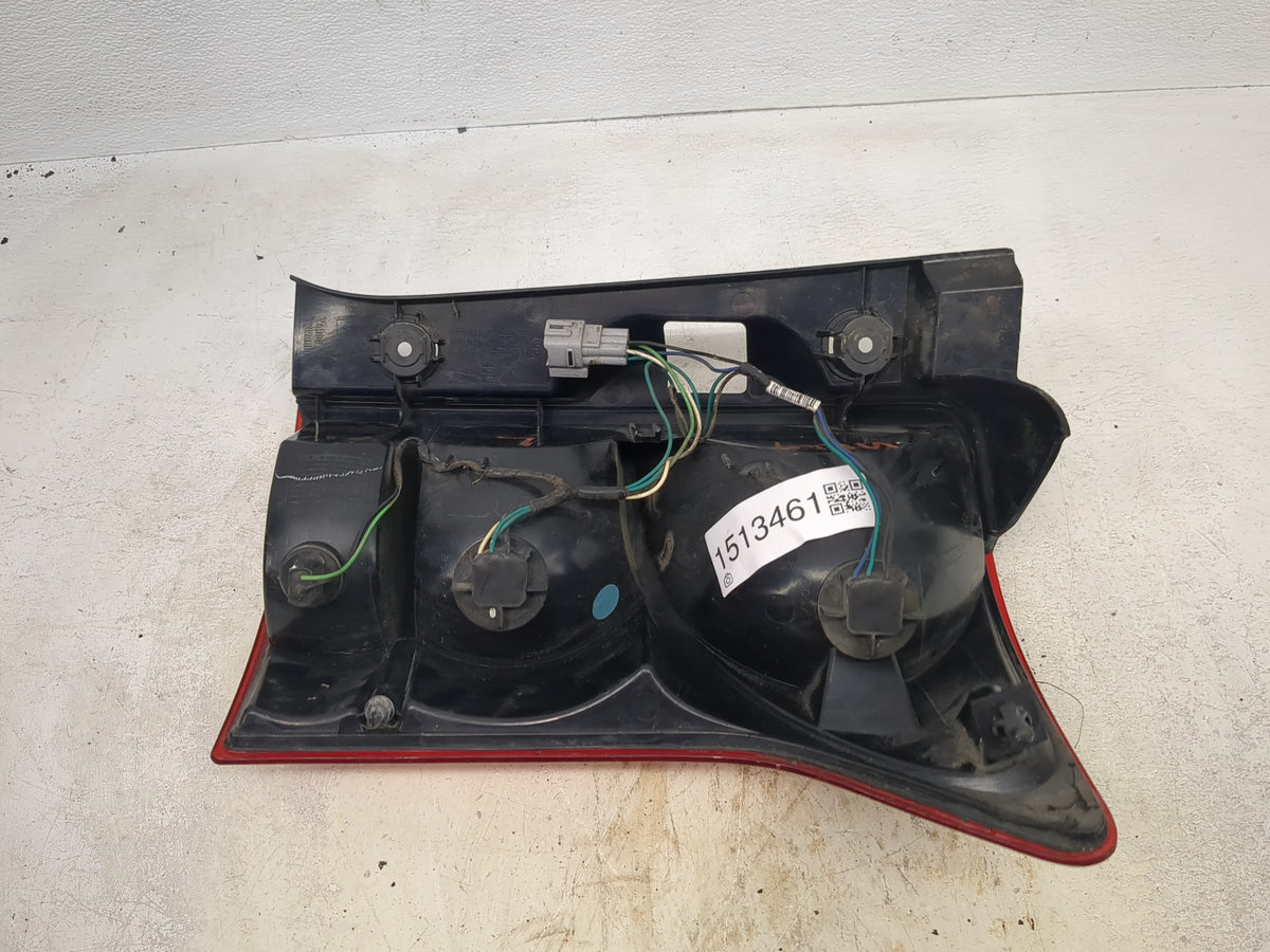 2007-2009 Suzuki Xl-7 Tail Light Assembly Driver Left OEM Fits Fits 2007 2008 2009 OEM Used Auto Parts - Oemusedautoparts1.c