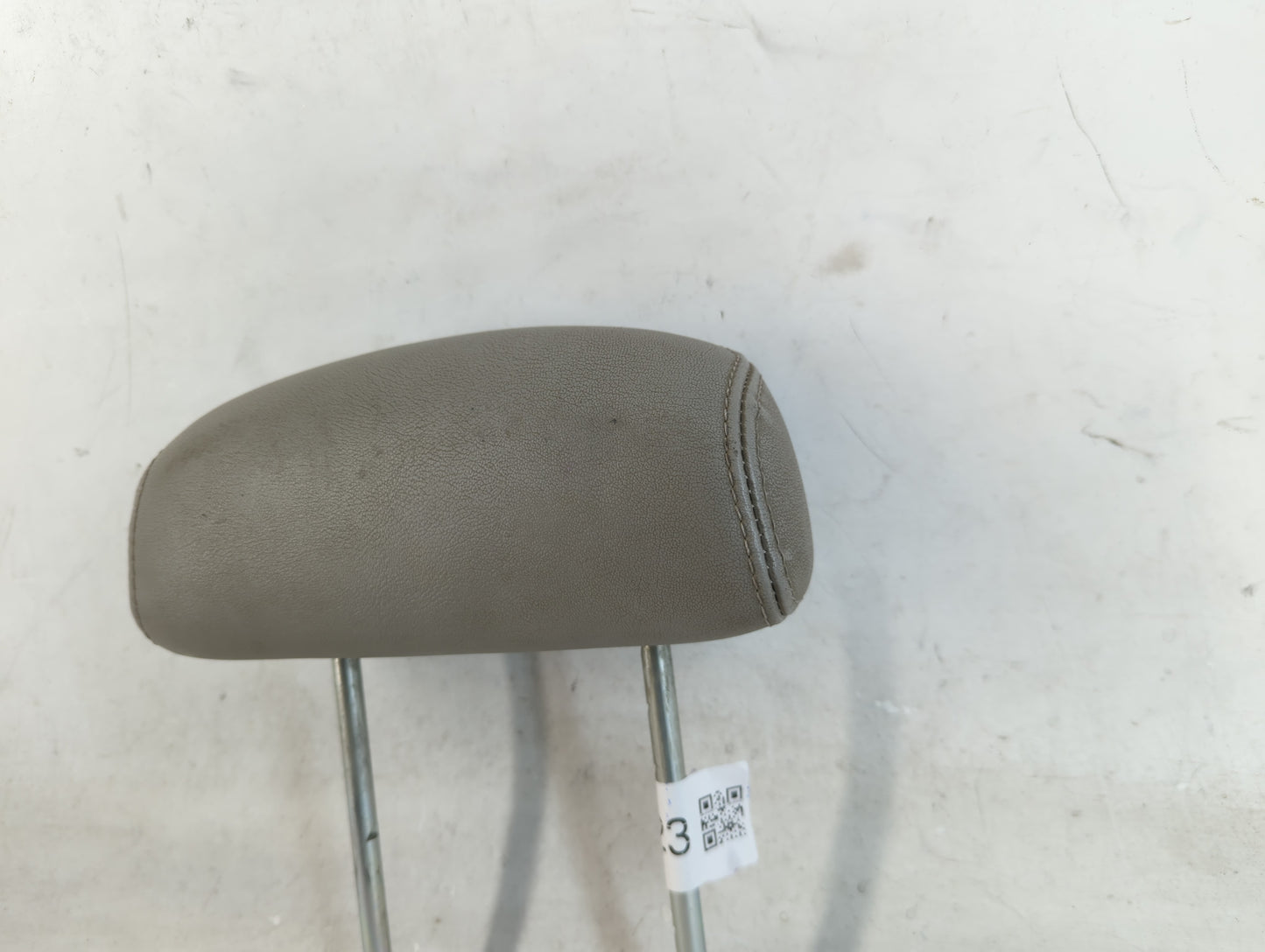 2007 Suzuki Xl-7 Headrest Head Rest Front Driver Passenger Seat Fits OEM Used Auto Parts - Oemusedautoparts1.com