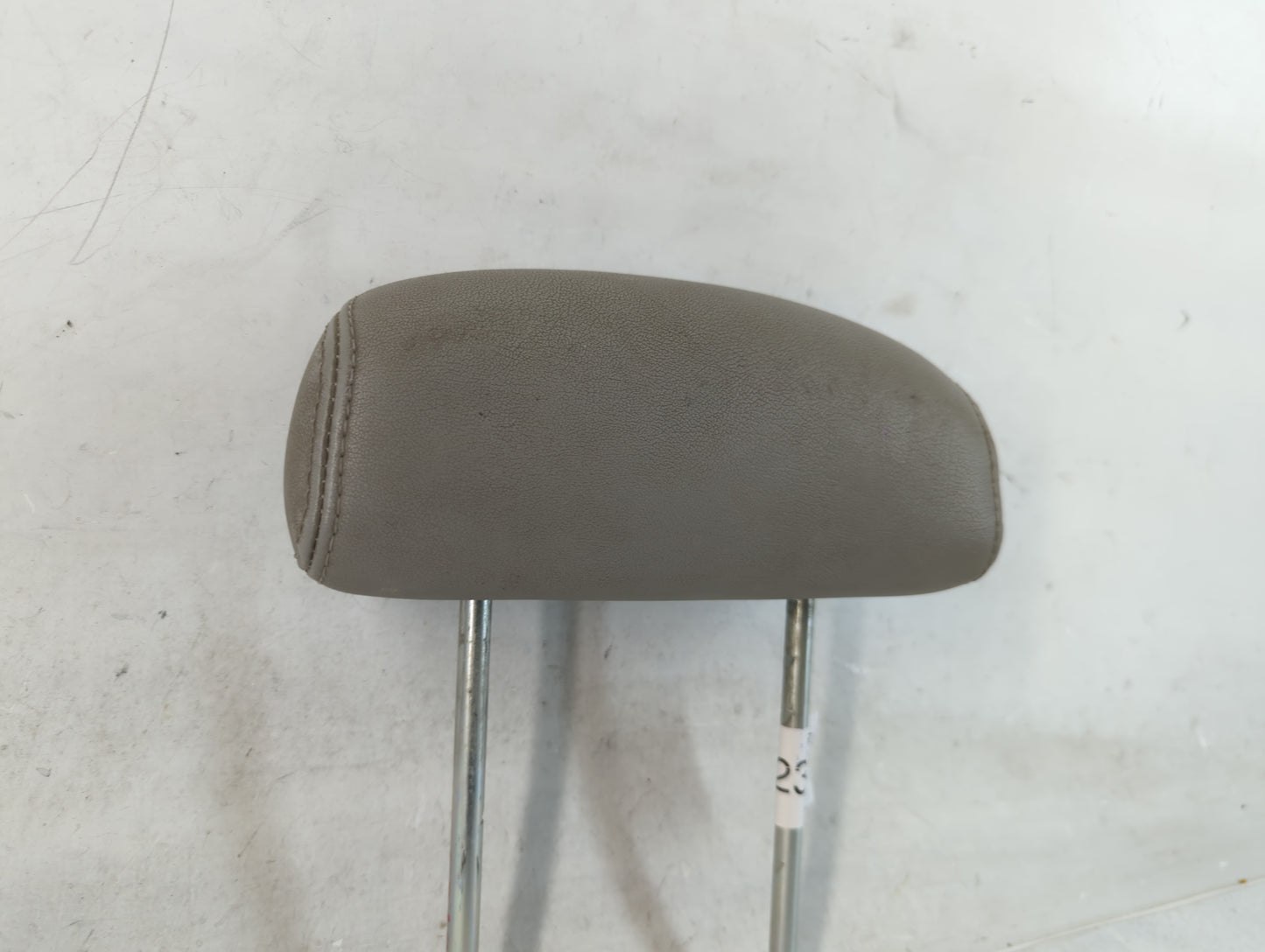 2007 Suzuki Xl-7 Headrest Head Rest Front Driver Passenger Seat Fits OEM Used Auto Parts - Oemusedautoparts1.com
