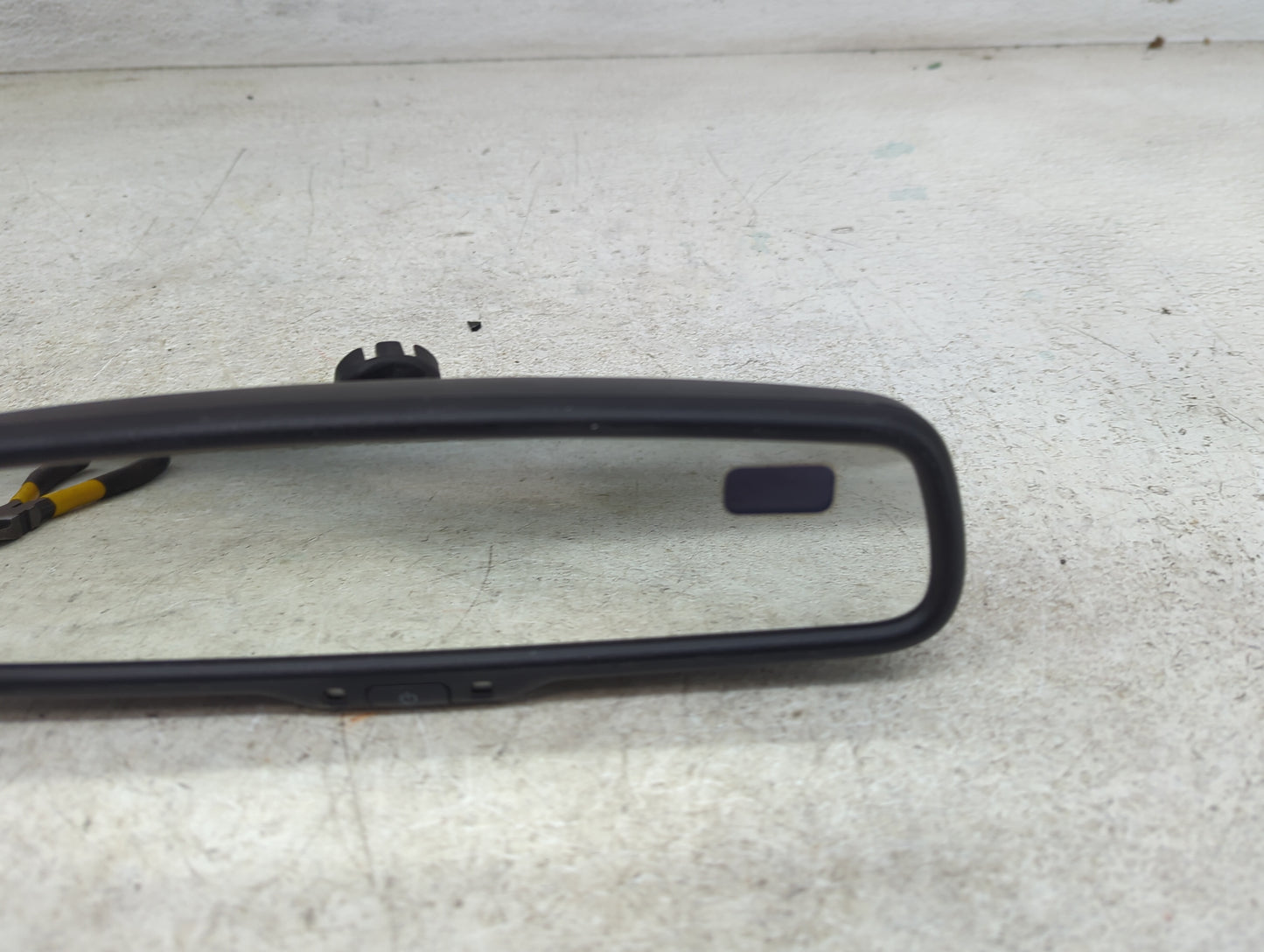 2003-2009 Toyota 4runner Interior Rear View Mirror Replacement OEM P/N:015892 011807IEC109-2.2 Fits OEM Used Auto Parts - Oe