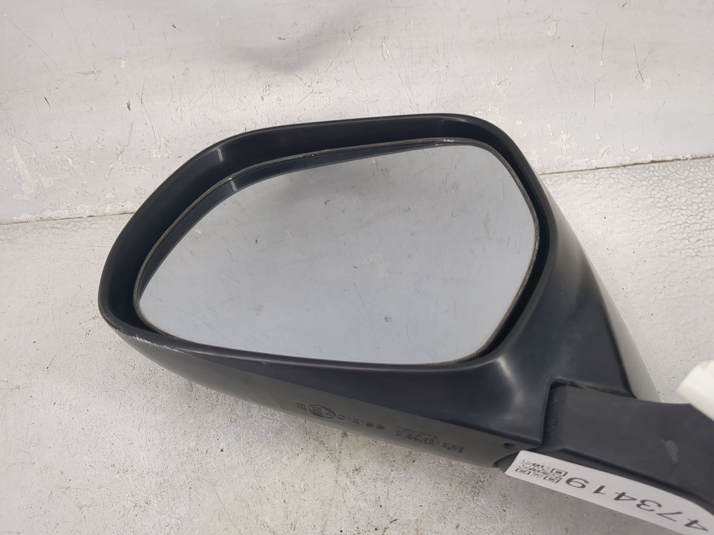 2003-2009 Toyota 4runner Driver Side View Mirror - Left Door Mirror OEM Used - Oemusedautoparts1.com