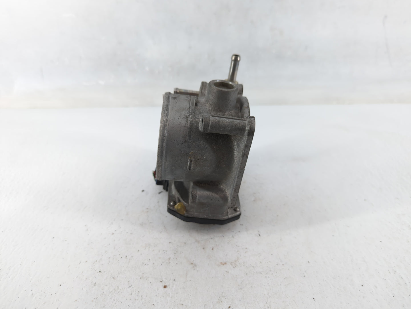 2003-2009 Toyota 4runner Throttle Body P/N:22030-31010 Fits Fits 2003 2004 2005 2006 2007 2008 2009 2010 2011 2012 2013 2014