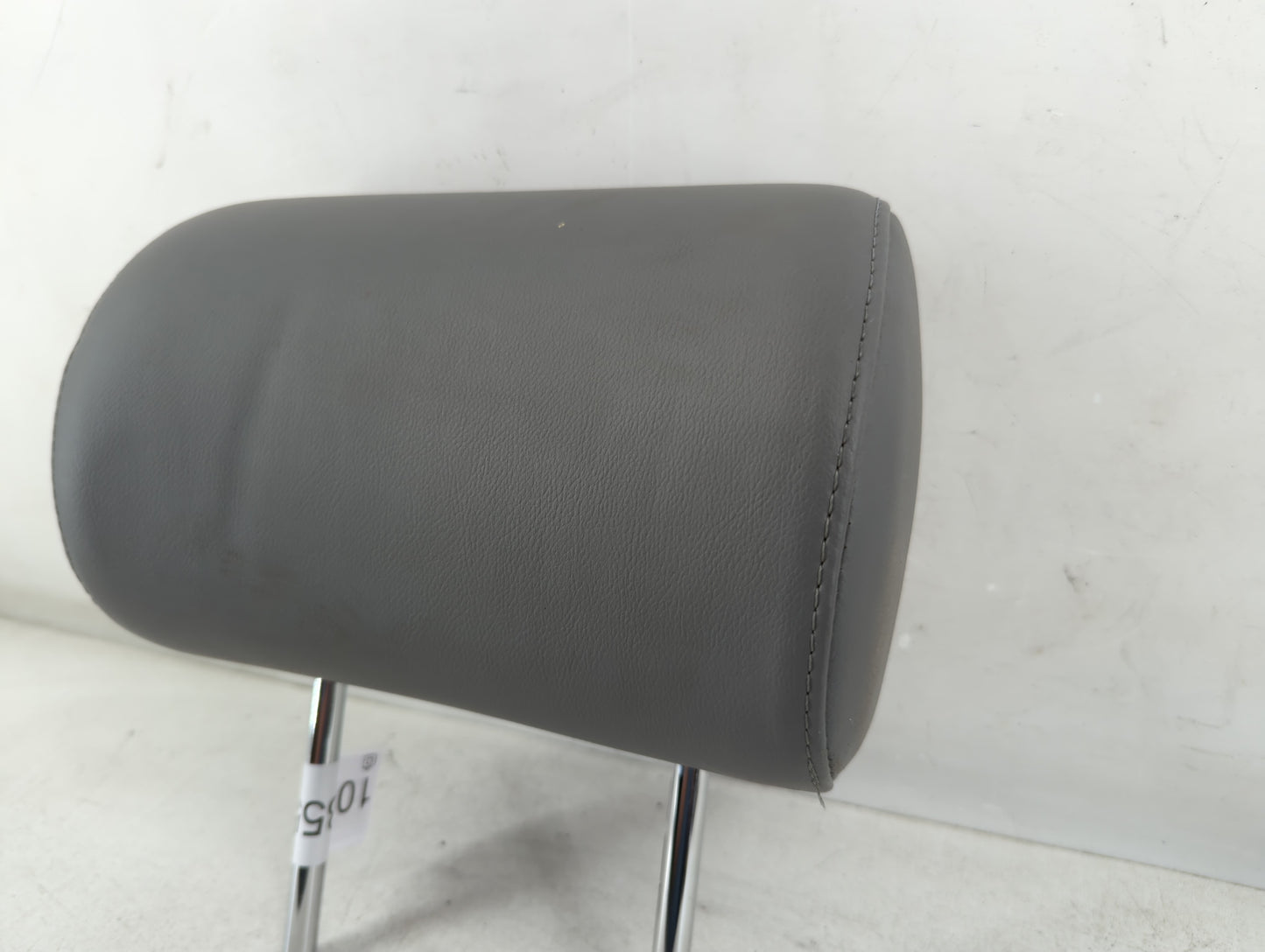 2005-2007 Toyota Avalon Headrest Head Rest Rear Seat Fits Fits 2005 2006 2007 OEM Used Auto Parts - Oemusedautoparts1.com