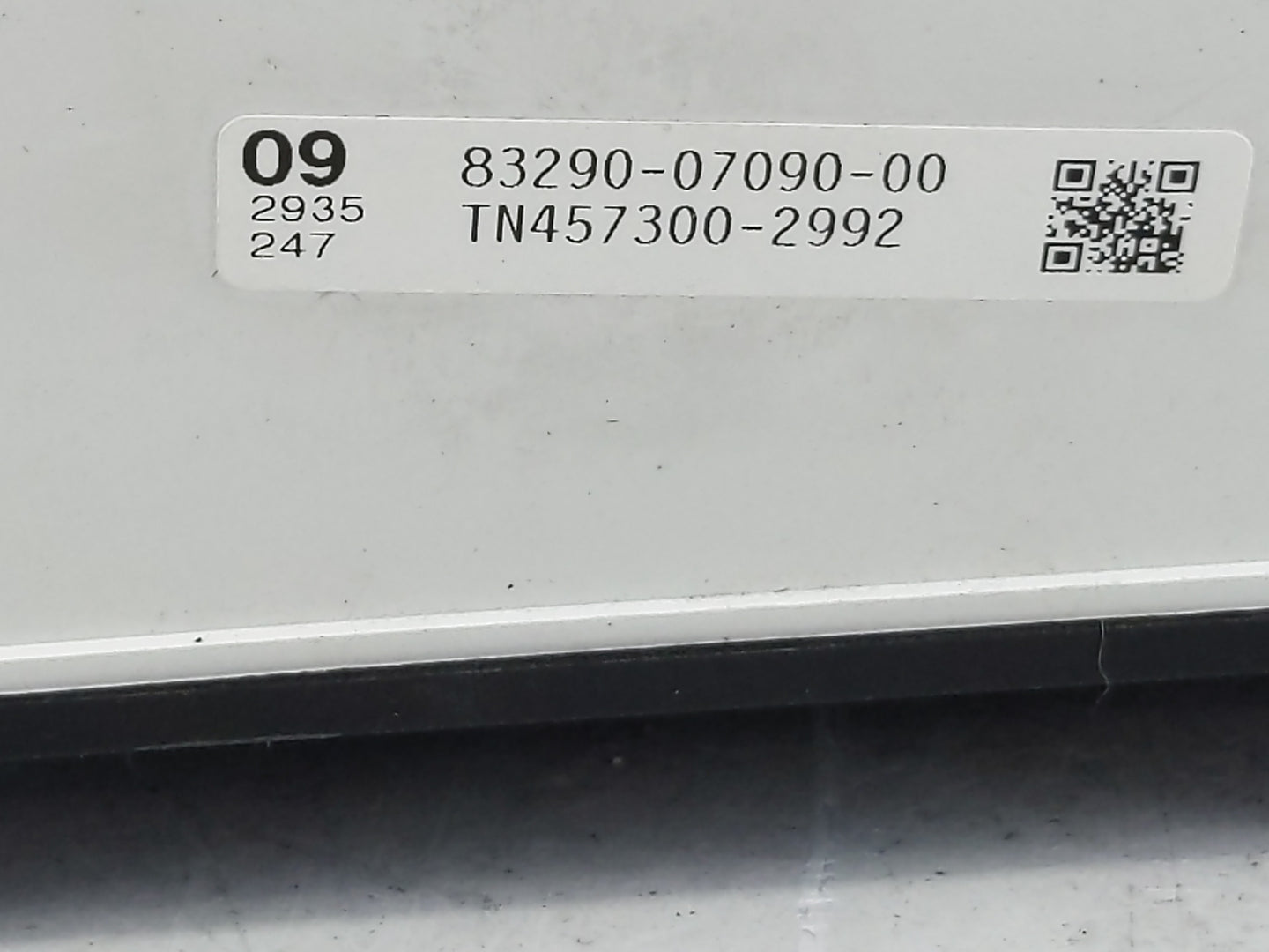 2005-2007 Toyota Avalon Information Display Screen - Oemusedautoparts1.com