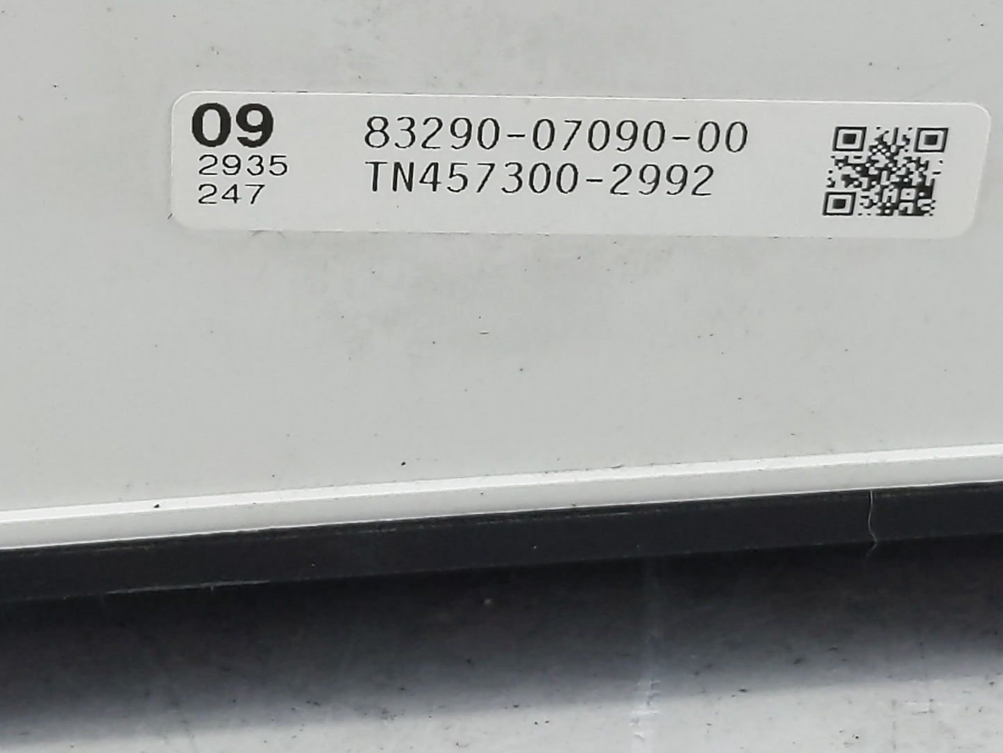 2005-2007 Toyota Avalon Information Display Screen - Oemusedautoparts1.com