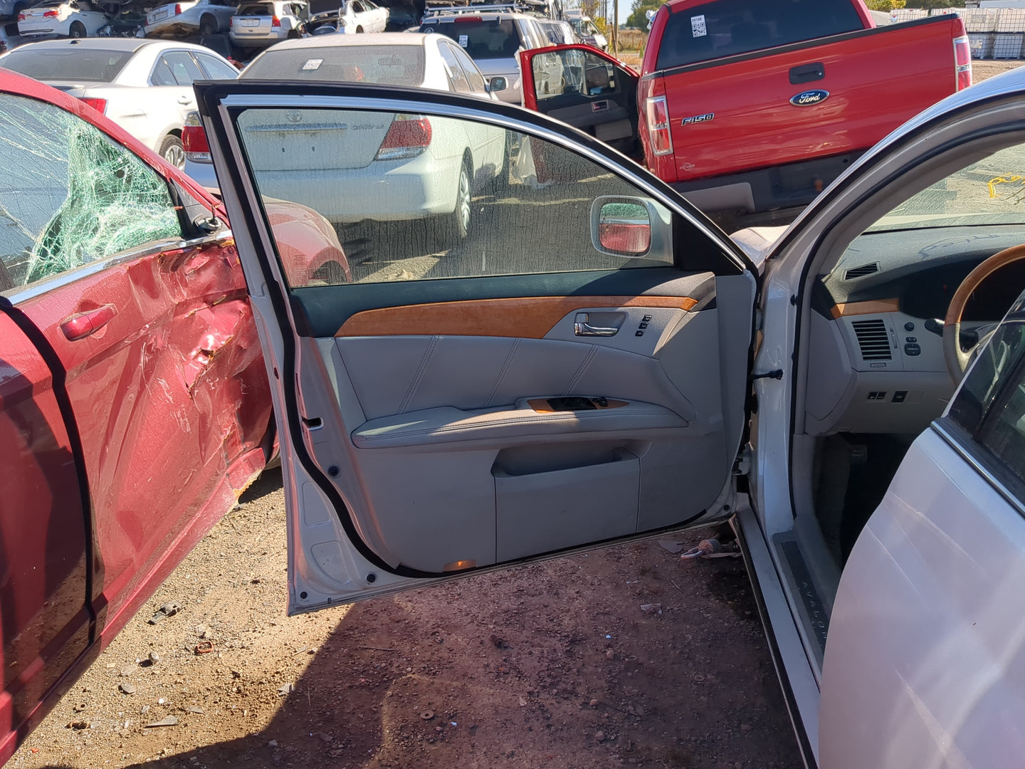 2005-2012 Toyota Avalon Driver Front Door Oem - Oemusedautoparts1.com