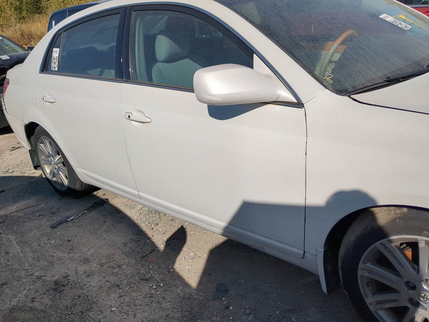 2005-2012 Toyota Avalon Passenger Front Door Oem - Oemusedautoparts1.com