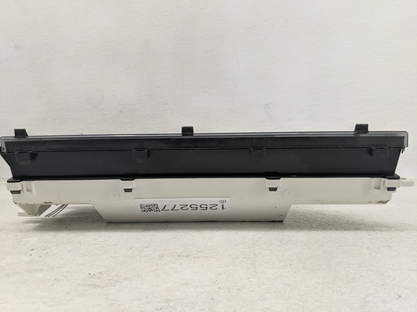 2005-2007 Toyota Avalon Information Display Screen - Oemusedautoparts1.com