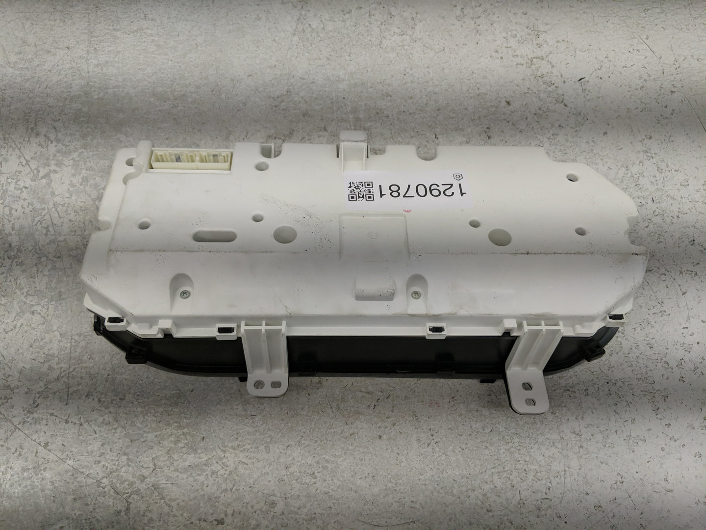 2007 Toyota Avalon Instrument Cluster Speedometer Gauges P/N:83800-07310-00 Fits OEM Used Auto Parts - Oemusedautoparts1.com