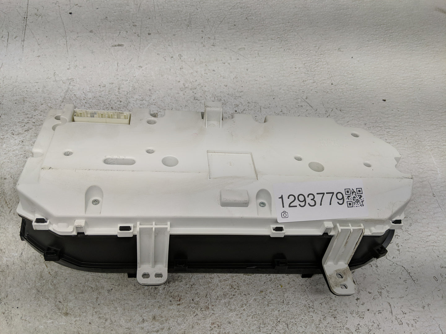 2007 Toyota Avalon Instrument Cluster Speedometer Gauges P/N:83800-07340-00 Fits OEM Used Auto Parts - Oemusedautoparts1.com