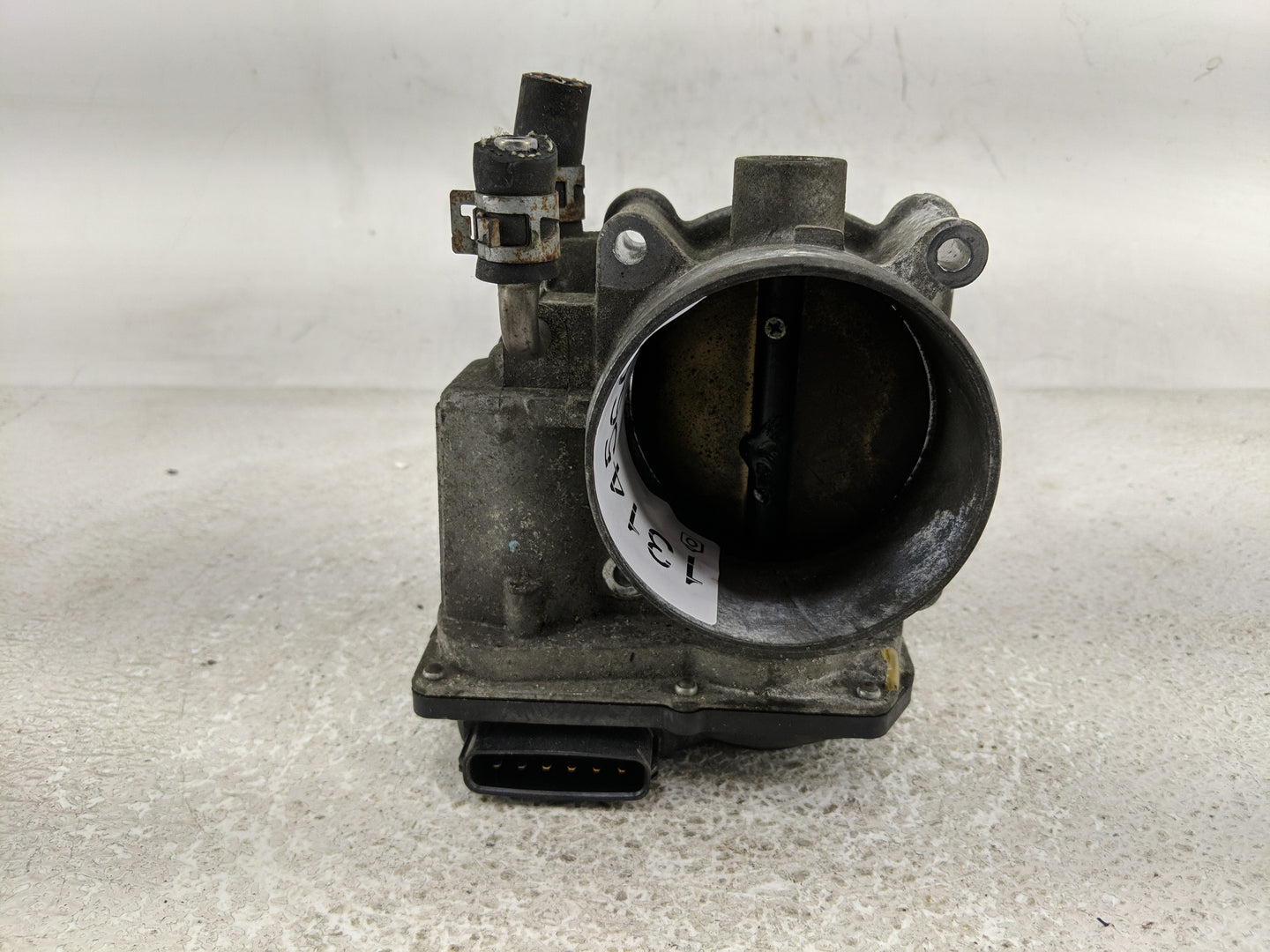2005-2018 Toyota Avalon Throttle Body P/N:22030-0P050 Fits OEM Used Auto Parts - Oemusedautoparts1.com