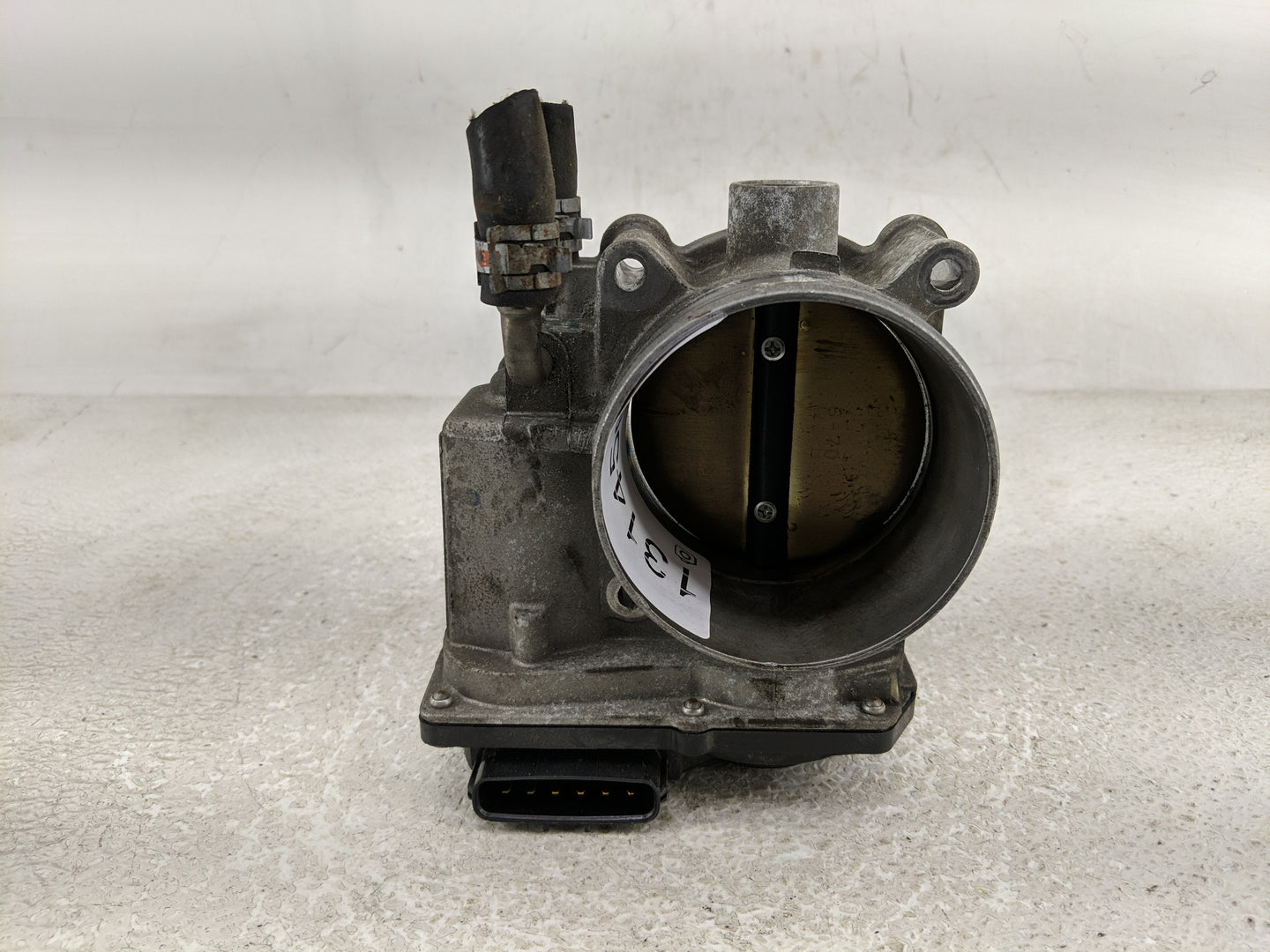 2005-2018 Toyota Avalon Throttle Body P/N:22030-0P050 Fits OEM Used Auto Parts - Oemusedautoparts1.com