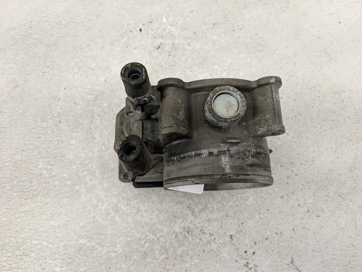 2005-2018 Toyota Avalon Throttle Body P/N:22030-0P050 Fits OEM Used Auto Parts - Oemusedautoparts1.com