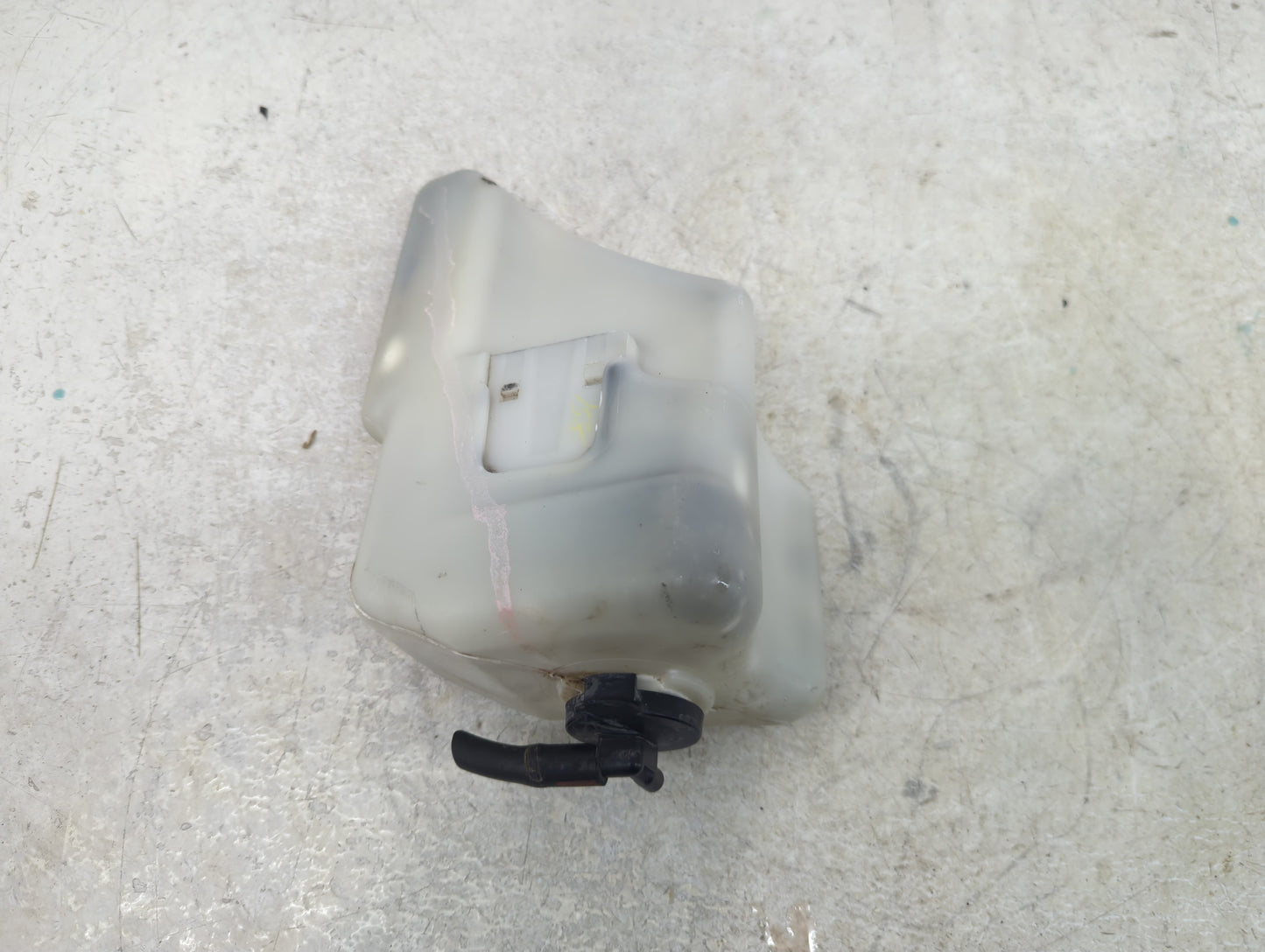 2005-2012 Toyota Avalon Radiator Coolant Overflow Expansion Tank Bottle 1389967 - Oemusedautoparts1.com