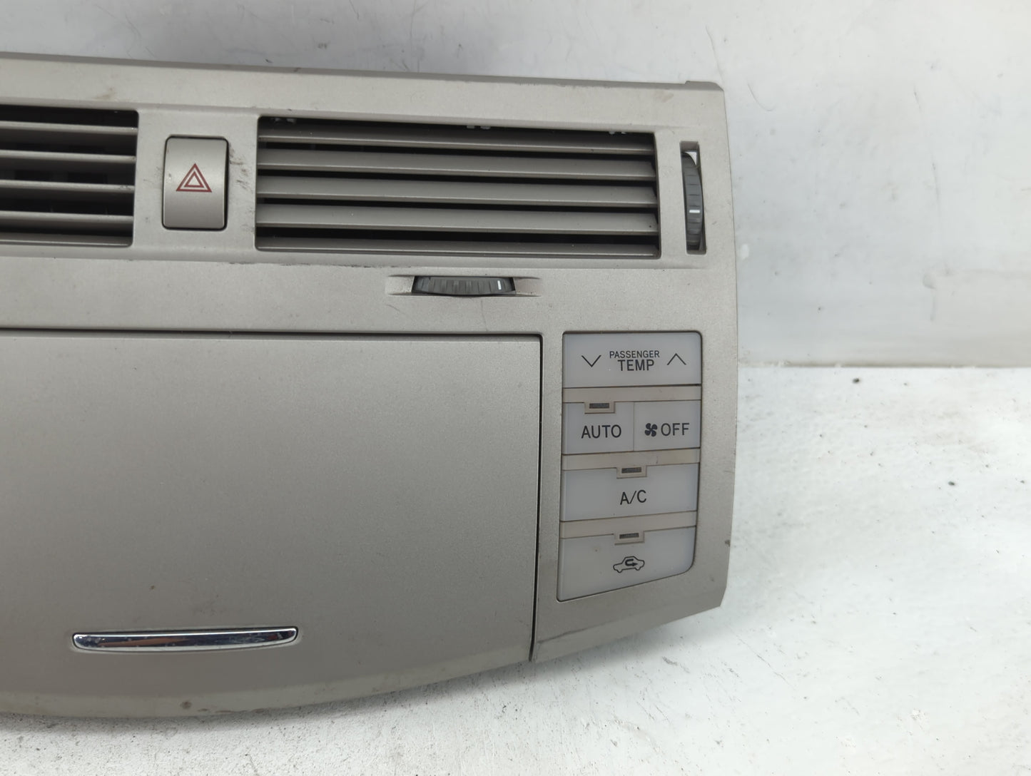 2005-2010 Toyota Avalon Climate Control Module Temperature AC/Heater Replacement P/N:MX146570-4071 55900-07170 Fits OEM Used