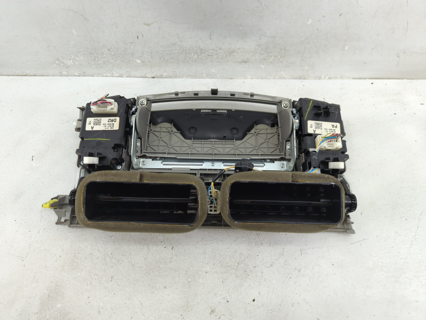 2005-2010 Toyota Avalon Climate Control Module Temperature AC/Heater Replacement P/N:MX146570-4071 55900-07170 Fits OEM Used