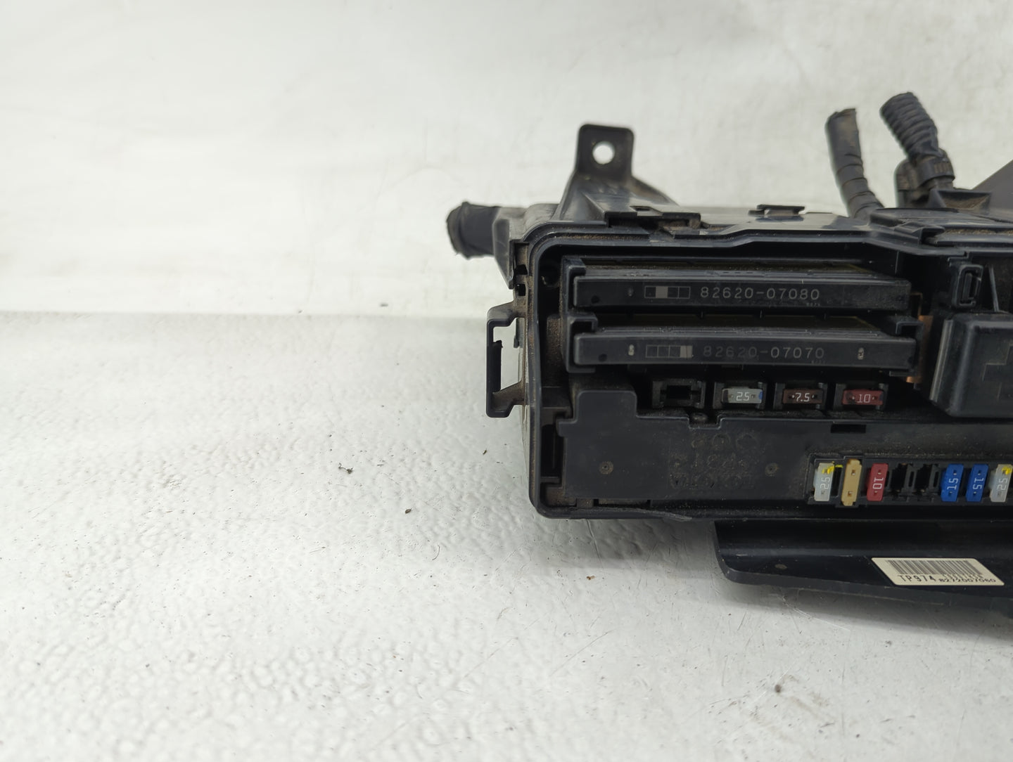 2005-2010 Toyota Avalon Fusebox Fuse Box Panel Relay Module Fits Fits 2005 2006 2007 2008 2009 2010 OEM Used Auto Parts - Oe