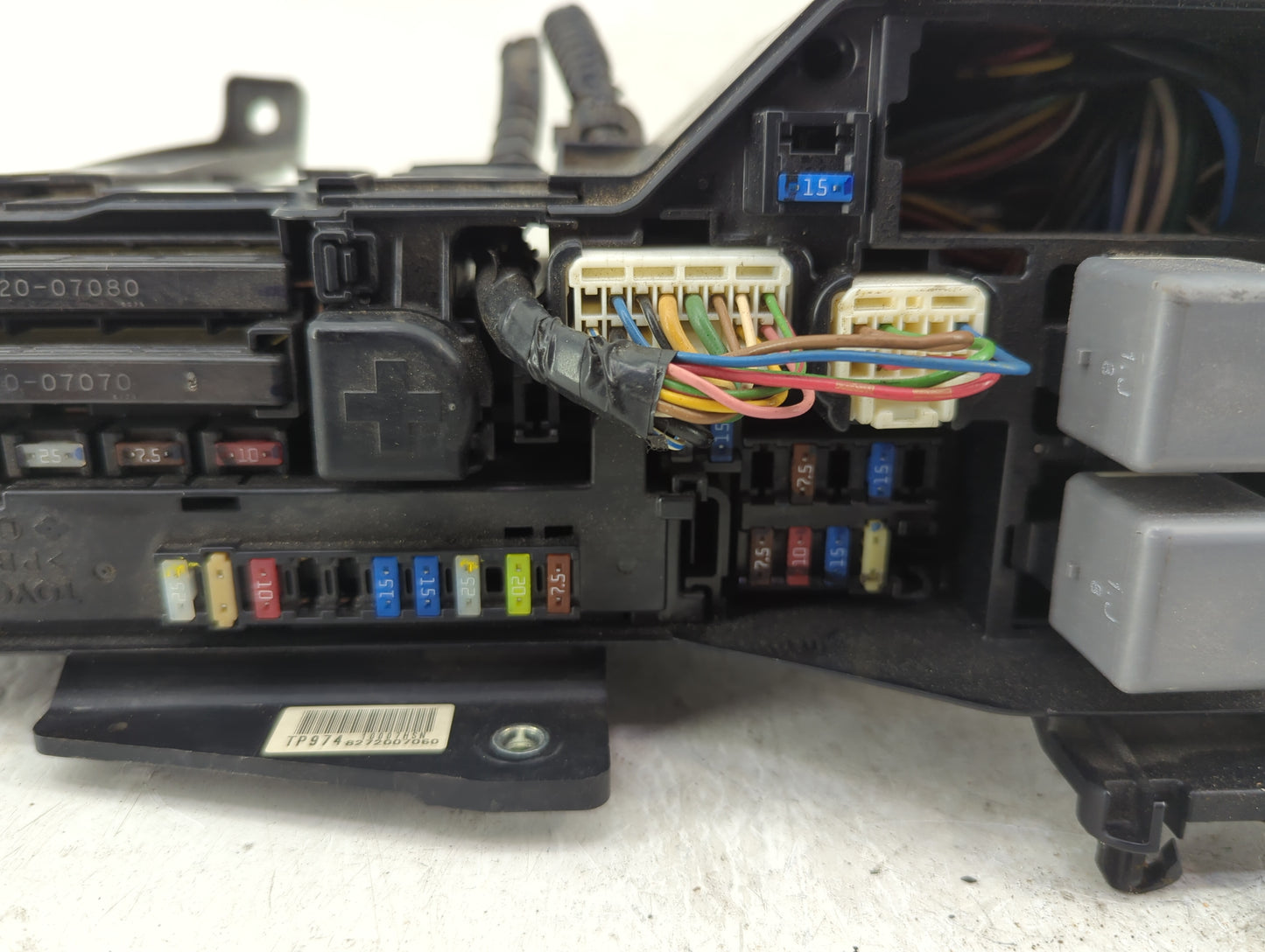 2005-2010 Toyota Avalon Fusebox Fuse Box Panel Relay Module Fits Fits 2005 2006 2007 2008 2009 2010 OEM Used Auto Parts - Oe