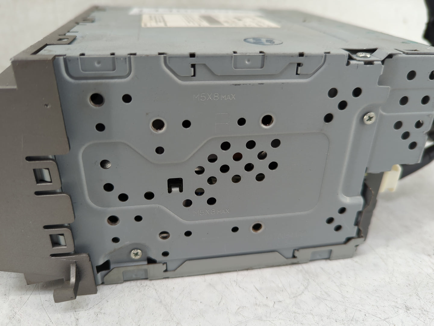 2005-2007 Toyota Avalon Radio AM FM Cd Player Receiver Replacement P/N:86120-AC150 Fits Fits 2005 2006 2007 OEM Used Auto Pa