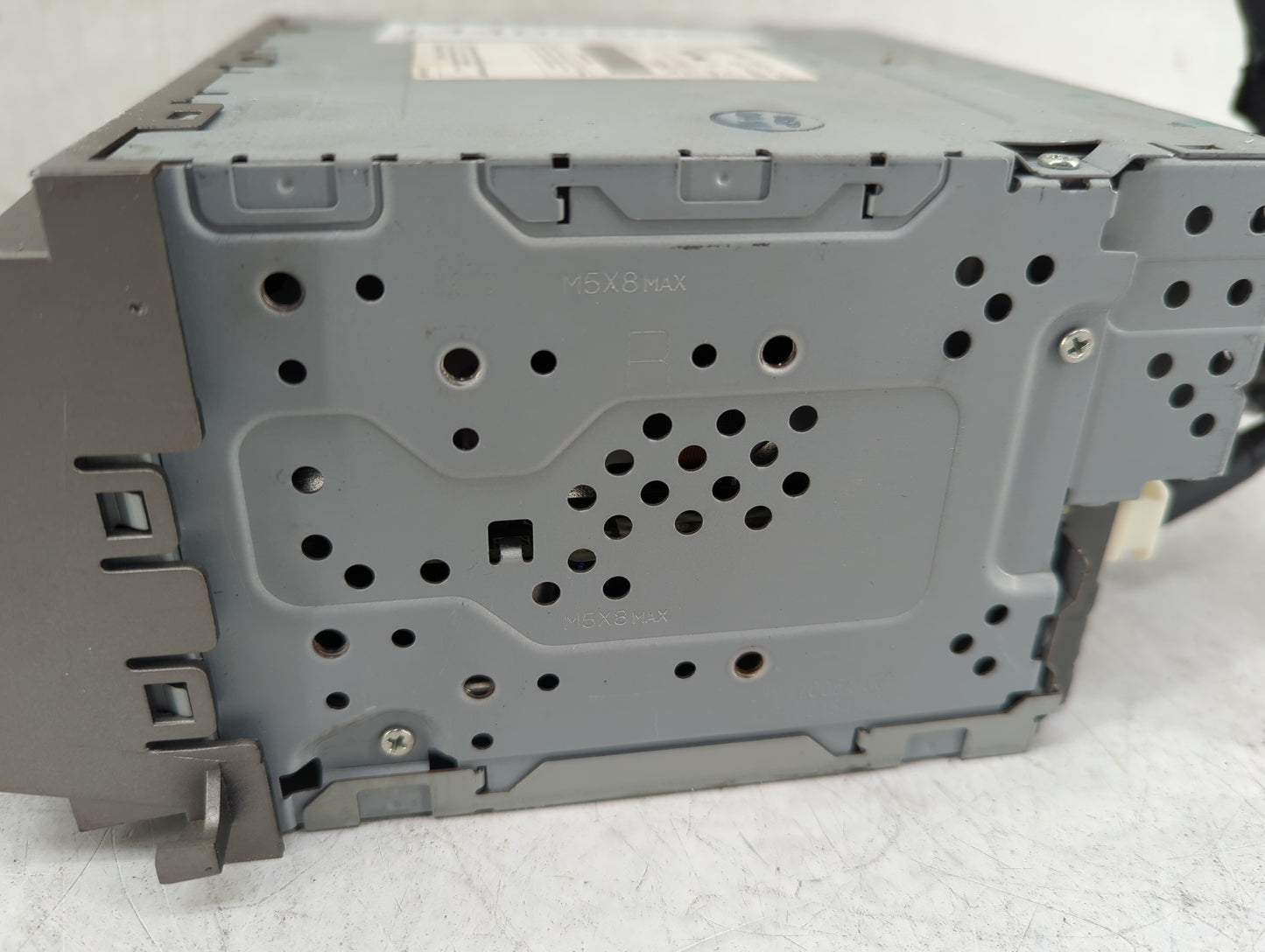 2005-2007 Toyota Avalon Radio AM FM Cd Player Receiver Replacement P/N:86120-AC150 Fits Fits 2005 2006 2007 OEM Used Auto Pa