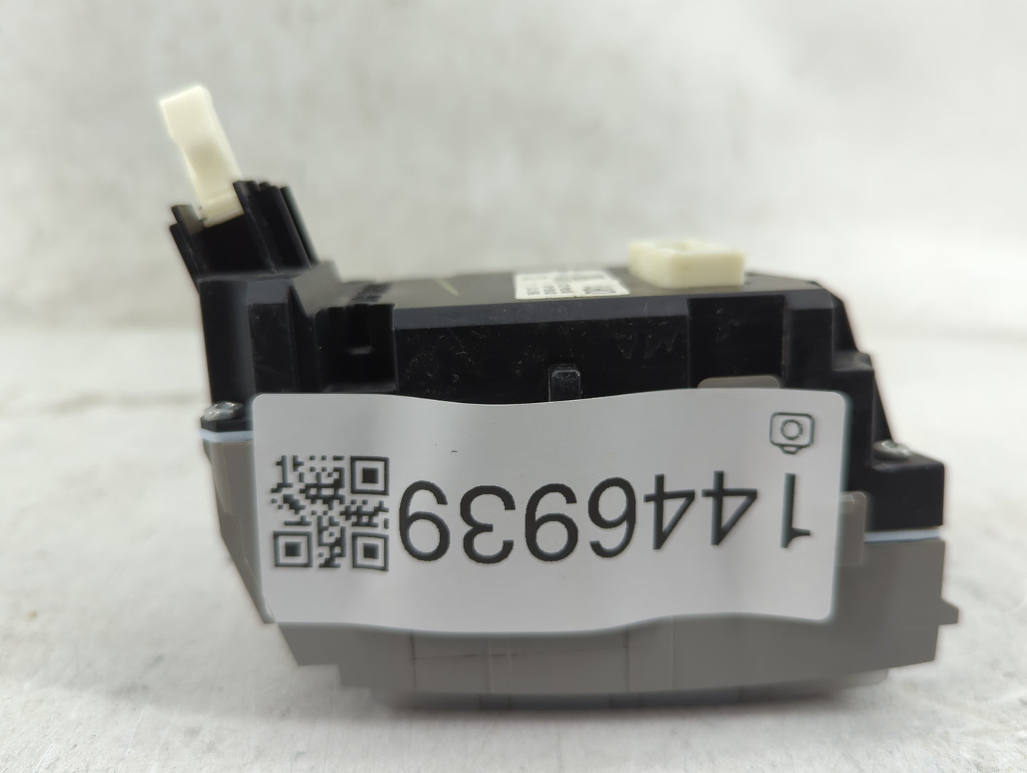 2005-2010 Toyota Avalon Climate Control Module Temperature AC/Heater Replacement P/N:55900-07160 MX146570-4021 Fits OEM Used