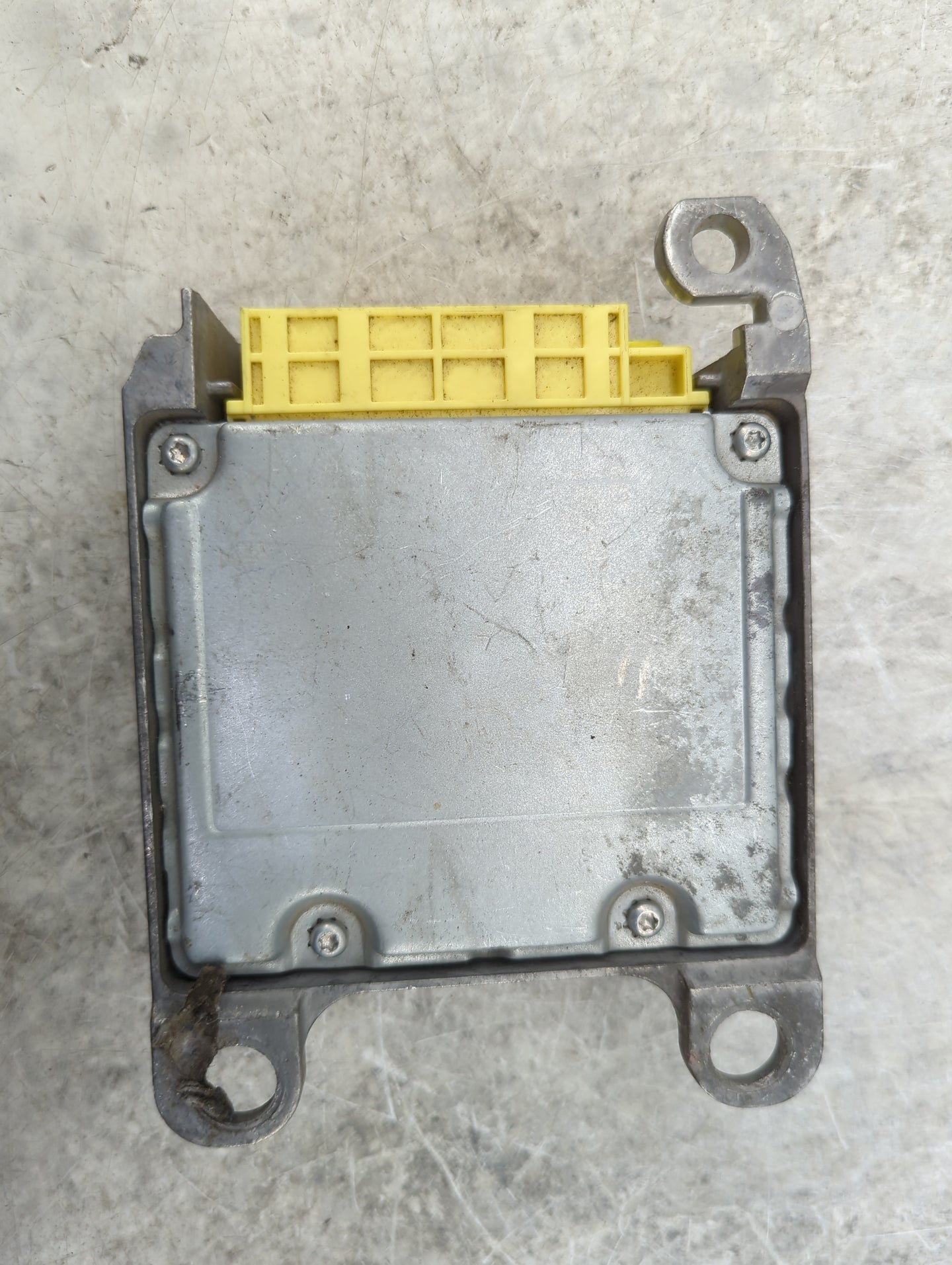 2007 Toyota Avalon Safety Restraint Srs Airbag Control Module - Oemusedautoparts1.com