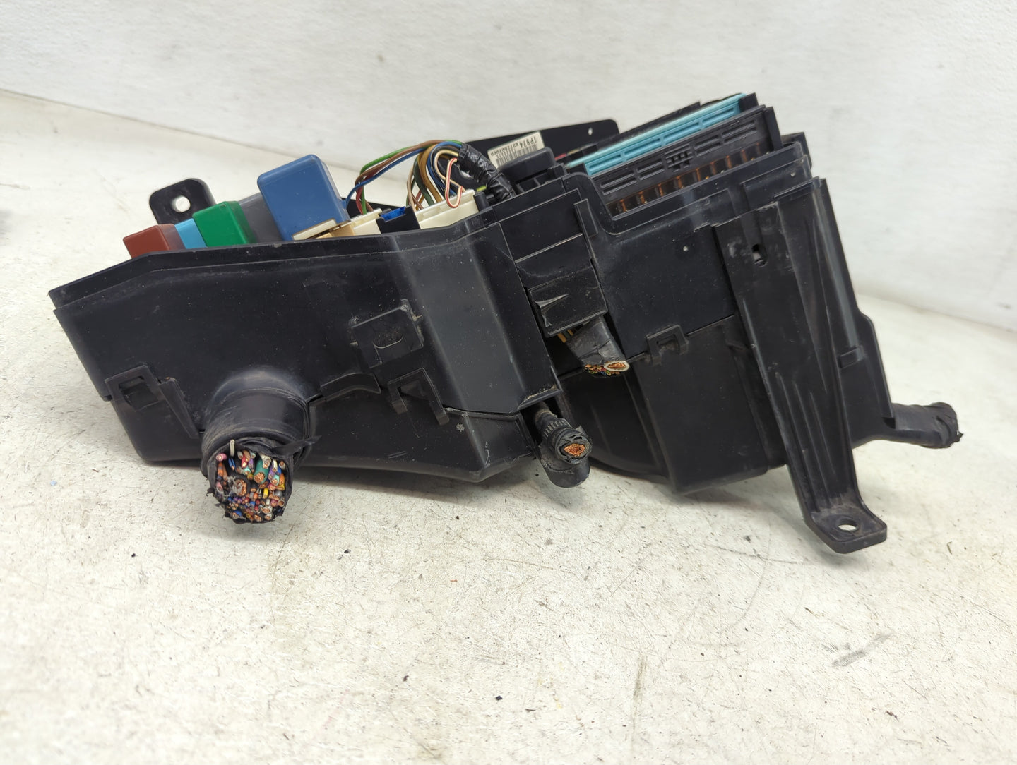2005-2010 Toyota Avalon Fusebox Fuse Box Panel Relay Module P/N:82620-07080 82720-07060 Fits Fits 2005 2006 2007 2008 2009 2