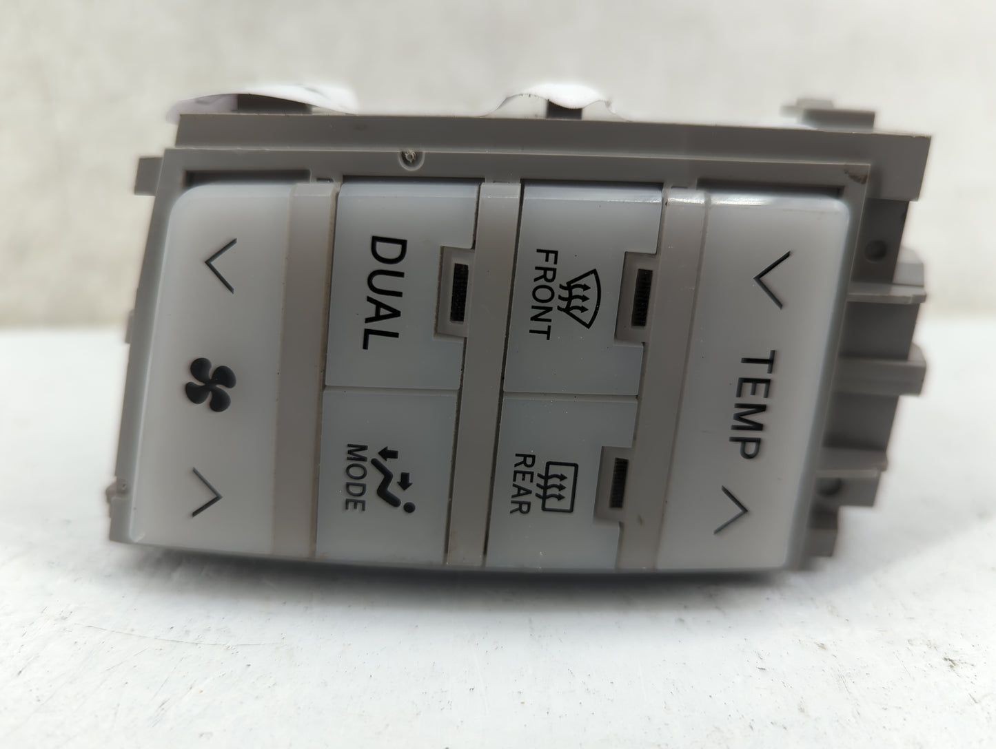 2005-2010 Toyota Avalon Climate Control Module Temperature AC/Heater Replacement P/N:55900-07170 MX146570-4071 Fits OEM Used