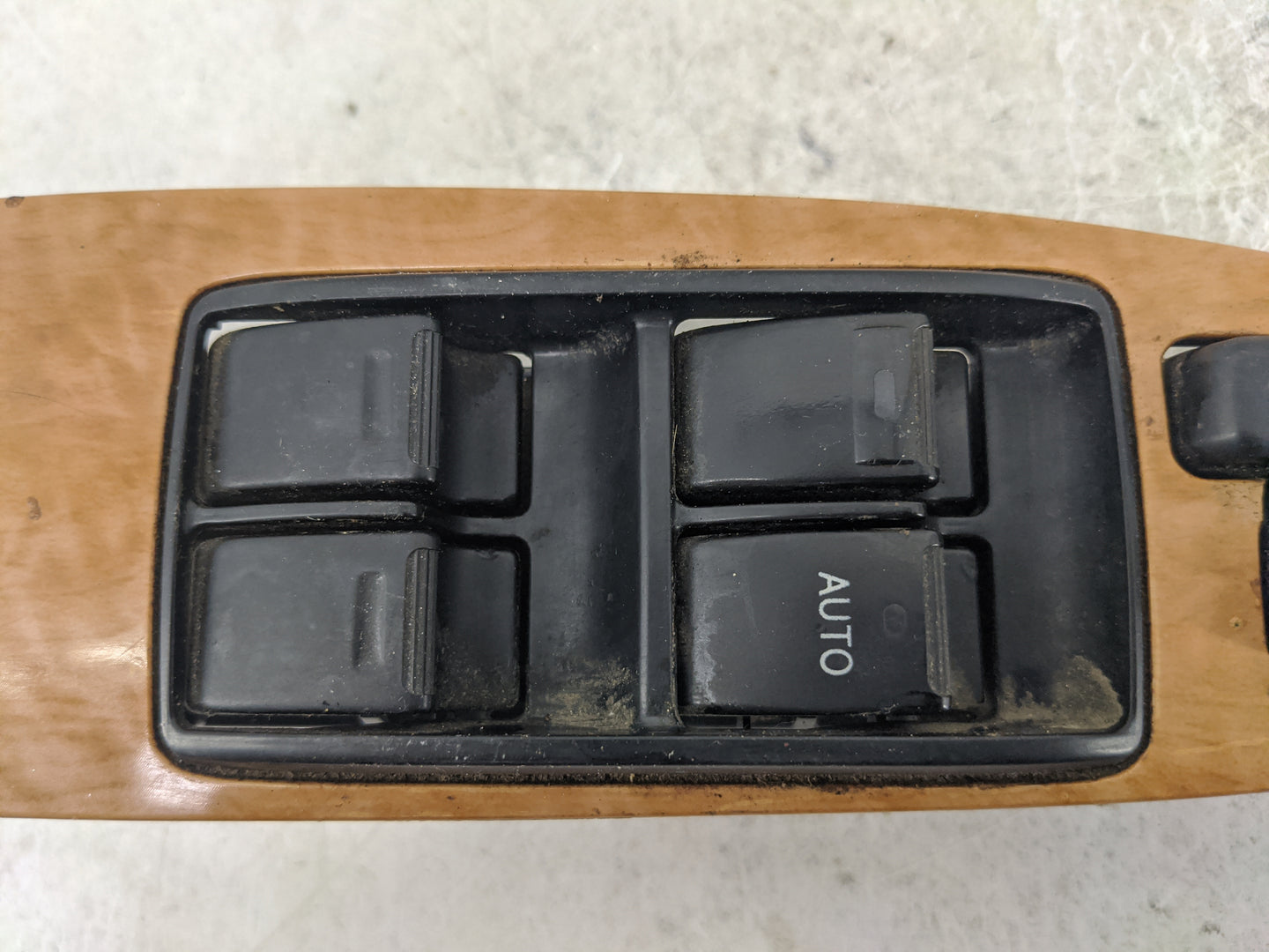 2005-2009 Toyota Avalon Master Power Window Switch Replacement Driver Side Left Fits Fits 2005 2006 2007 2008 2009 OEM Used 
