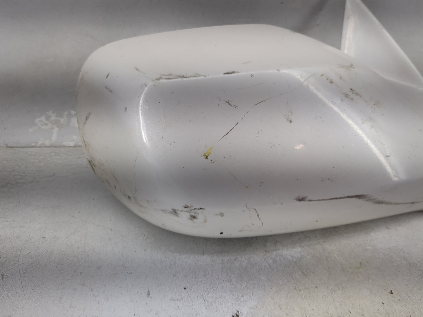 2005-2010 Toyota Avalon Passenger Side View Mirror - Right Door Mirror OEM Used - Oemusedautoparts1.com