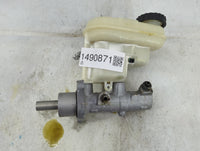 2005-2007 Toyota Avalon Brake Master Cylinder 1490871 - Oemusedautoparts1.com
