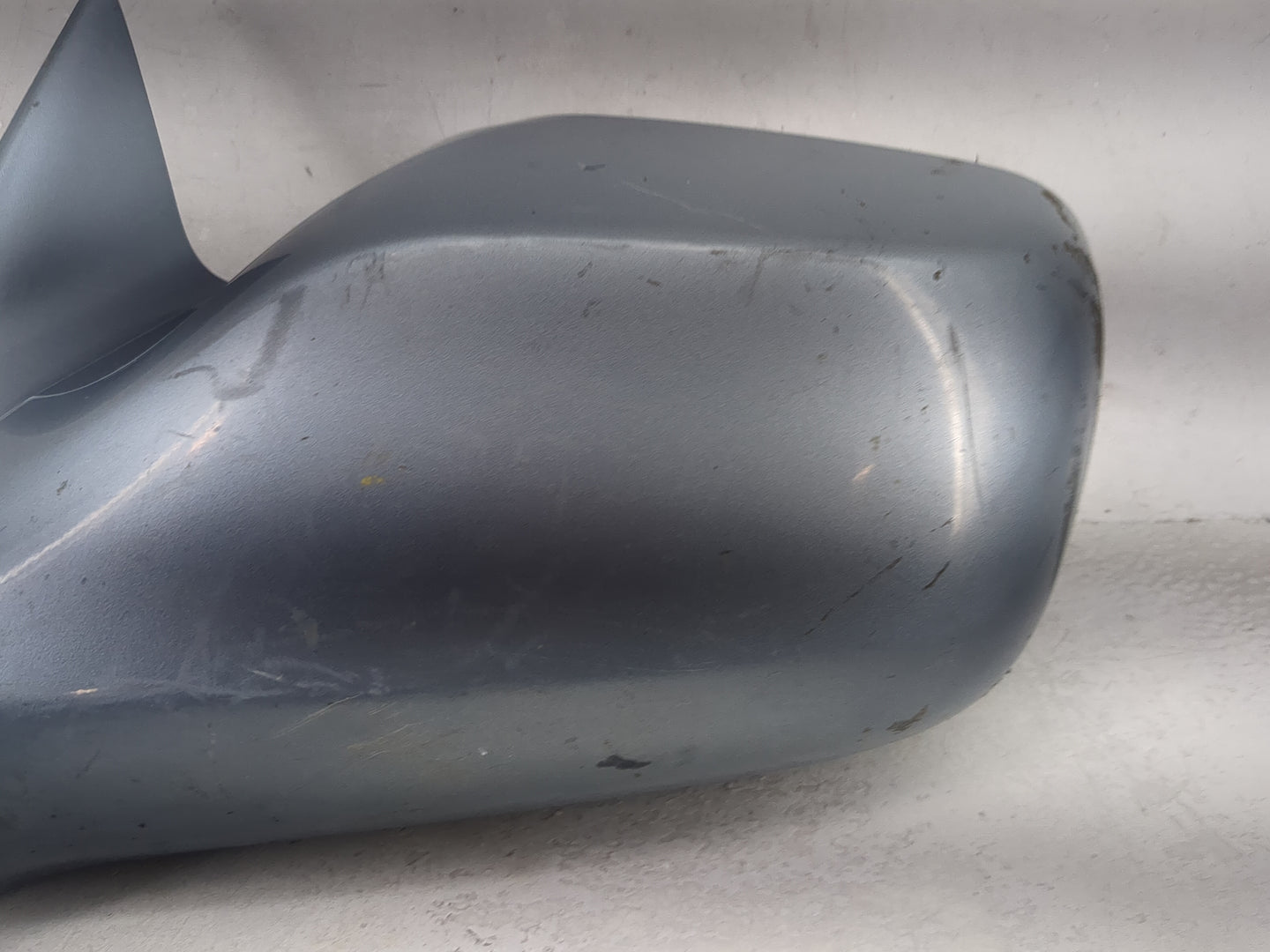 2005-2010 Toyota Avalon Driver Side View Mirror - Left Door Mirror OEM Used - Oemusedautoparts1.com