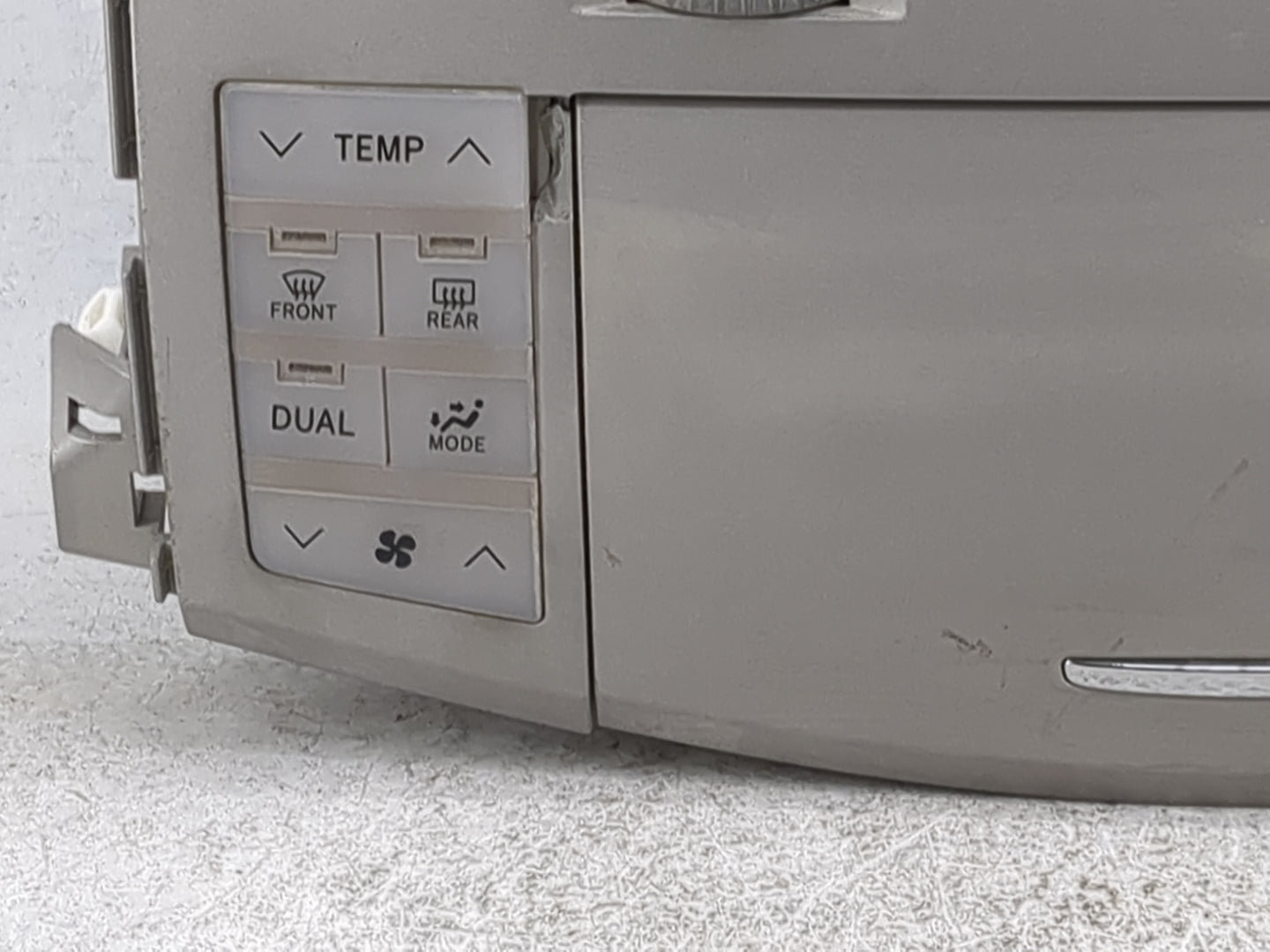 2005-2010 Toyota Avalon Climate Control Module Temperature AC/Heater Replacement P/N:55900-07170 MX146570-4071 Fits OEM Used