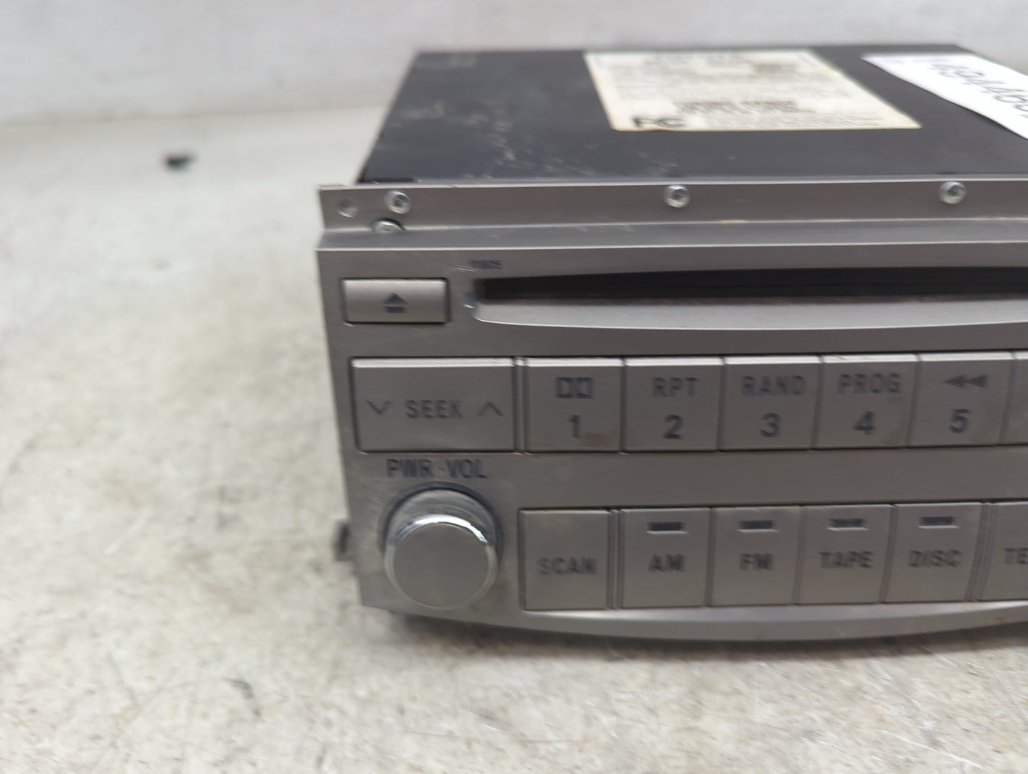 2007 Toyota Avalon Radio AM FM Cd Player Receiver Replacement P/N:86120-AC120 122000-6920A101 Fits OEM Used Auto Parts - Oem