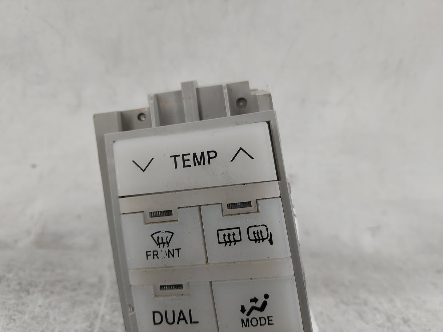 2005-2010 Toyota Avalon Climate Control Module Temperature AC/Heater Replacement P/N:55900-07160 MX146570-4020 Fits OEM Used