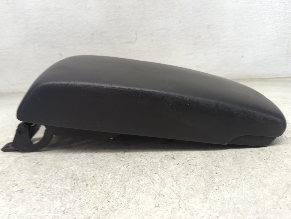 2007 Toyota Avalon Center Console Armrest Cover Lid Fits OEM Used Auto Parts - Oemusedautoparts1.com