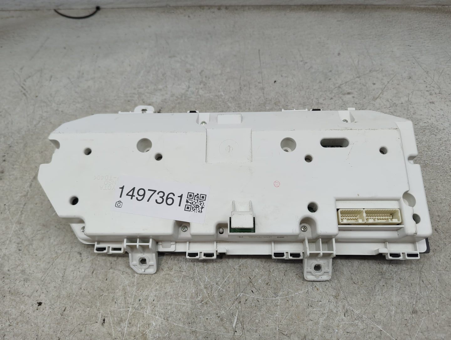 2007 Toyota Avalon Instrument Cluster Speedometer Gauges P/N:83800-07310-00 157440-0261 Miles: Fits OEM Used Auto Parts - Oe