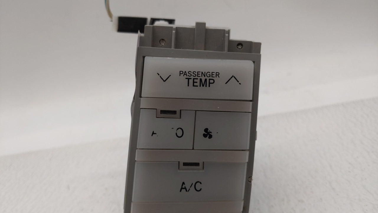 2005-2010 Toyota Avalon Climate Control Module Temperature AC/Heater Replacement P/N:55900-07160 Fits OEM Used Auto Parts - 