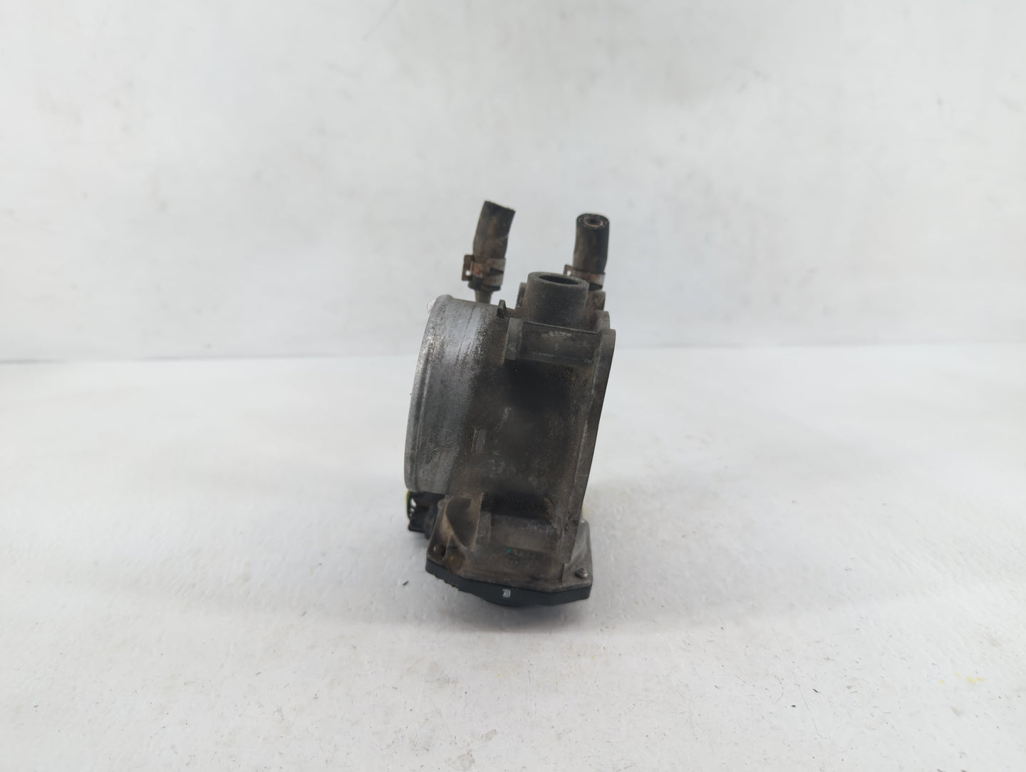 2005-2018 Toyota Avalon Throttle Body P/N:22030-0P050 22030-31030 Fits OEM Used Auto Parts - Oemusedautoparts1.com