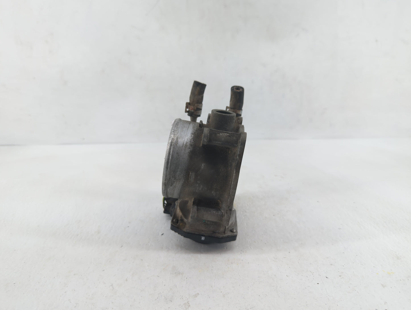 2005-2018 Toyota Avalon Throttle Body P/N:22030-0P050 22030-31030 Fits OEM Used Auto Parts - Oemusedautoparts1.com