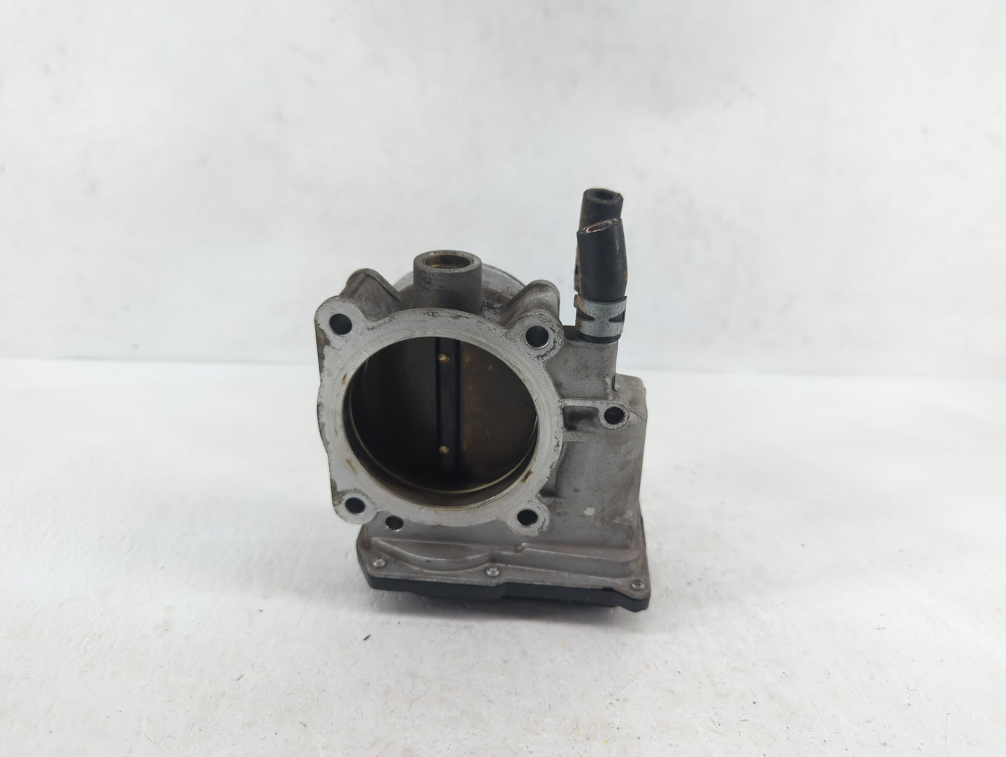 2005-2018 Toyota Avalon Throttle Body P/N:22030-0P050 22030-31030 Fits OEM Used Auto Parts - Oemusedautoparts1.com