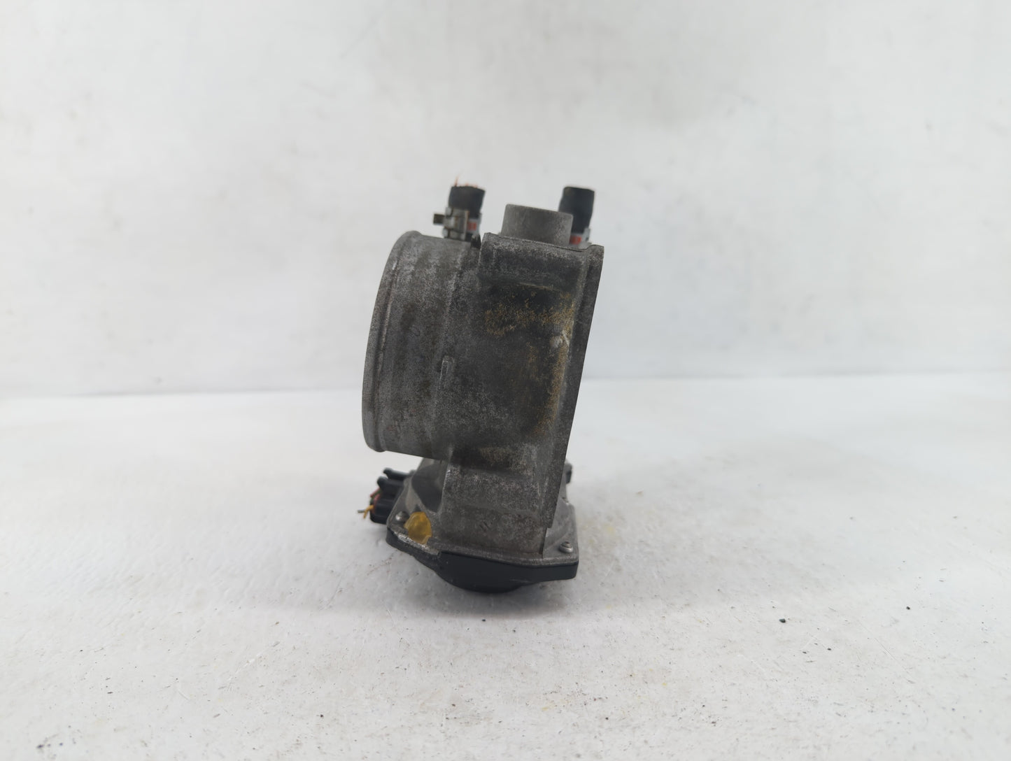 2005-2018 Toyota Avalon Throttle Body P/N:22030-0P050 22030-31030 Fits OEM Used Auto Parts - Oemusedautoparts1.com