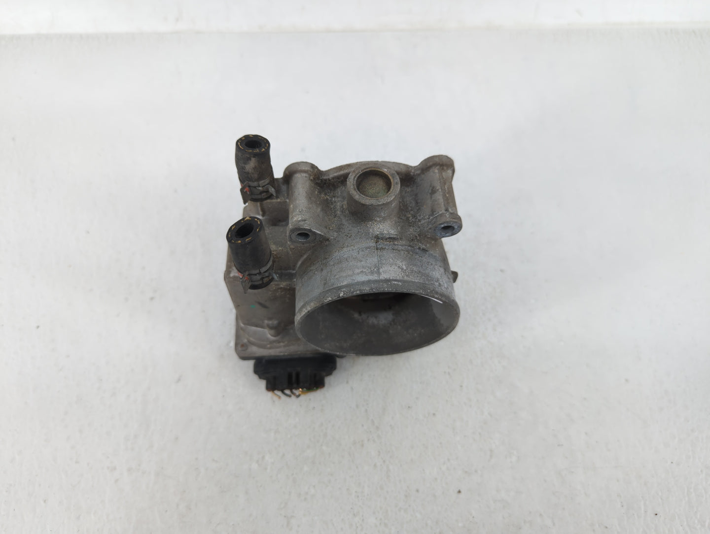 2005-2018 Toyota Avalon Throttle Body P/N:22030-0P050 Fits OEM Used Auto Parts - Oemusedautoparts1.com