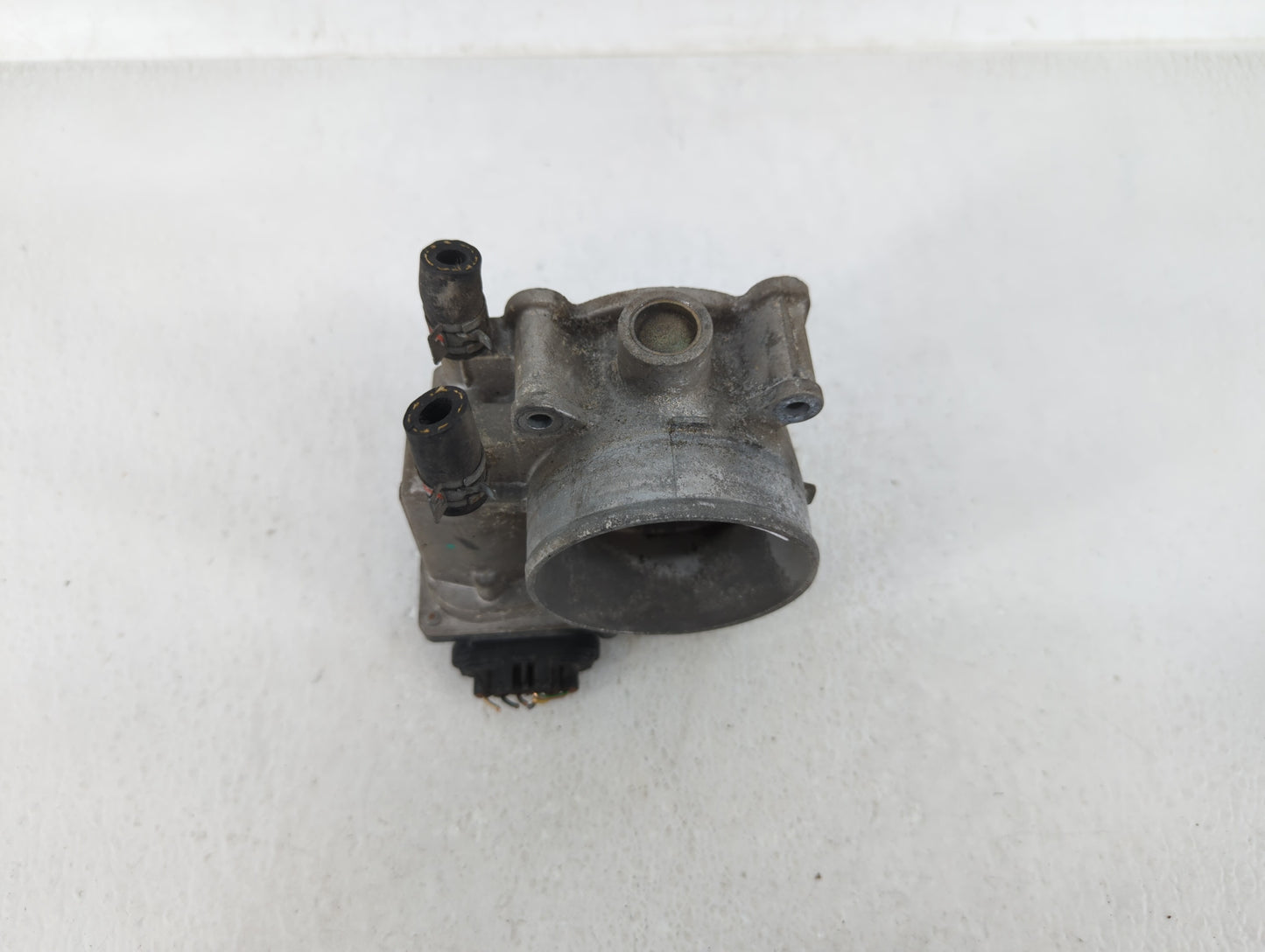 2005-2018 Toyota Avalon Throttle Body P/N:22030-0P050 Fits OEM Used Auto Parts - Oemusedautoparts1.com